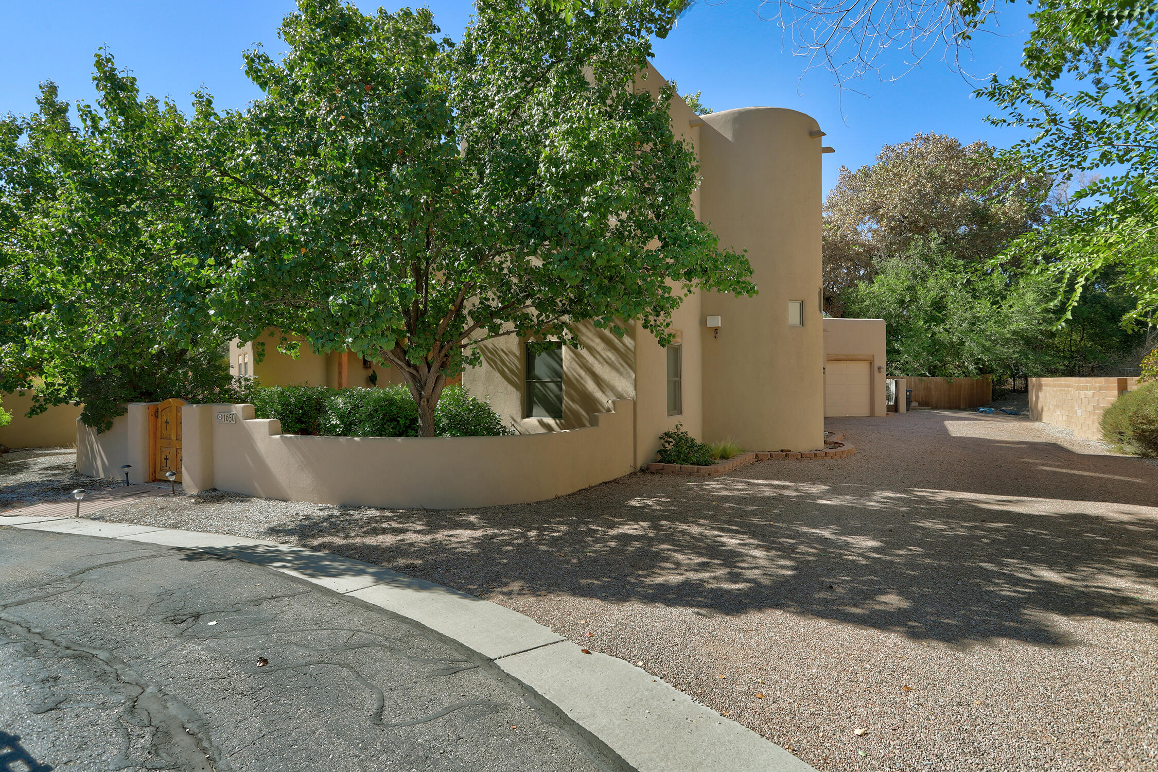 1650 RANCHO GUADALUPE Trail NW