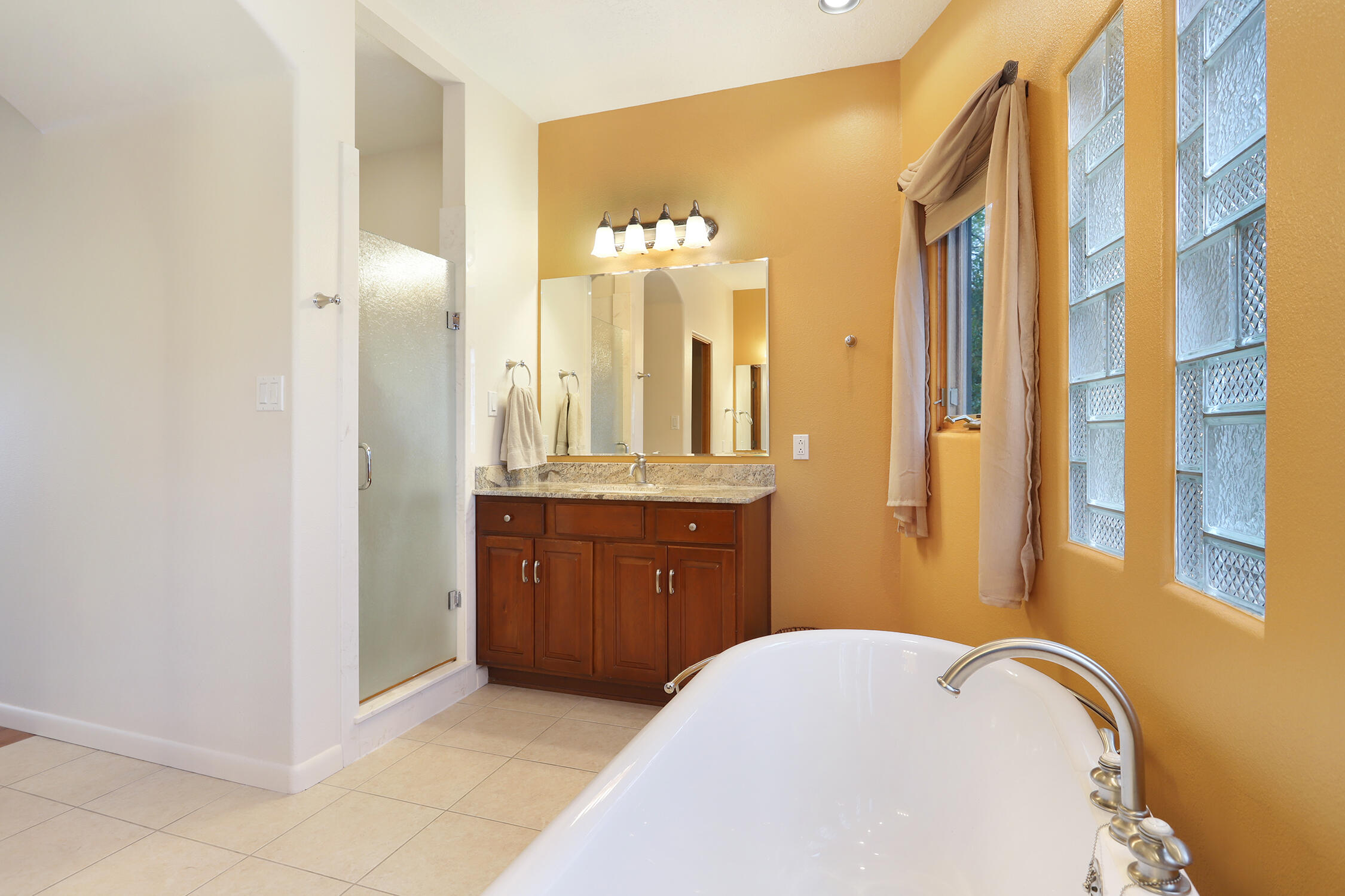 1650 RANCHO GUADALUPE Trail NW