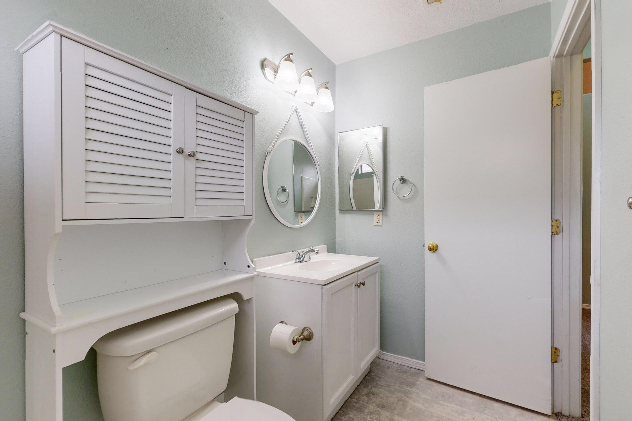 6116 CYONUS Avenue NW