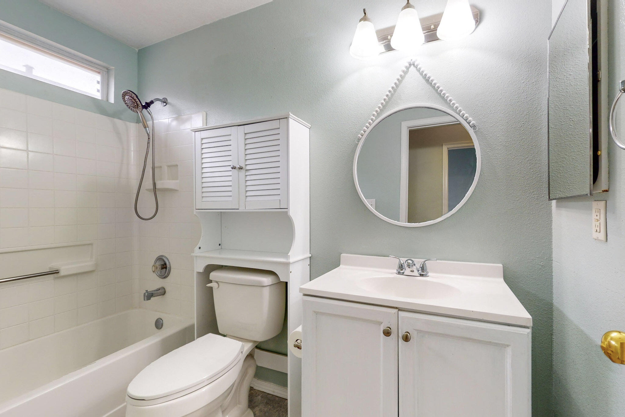 6116 CYONUS Avenue NW