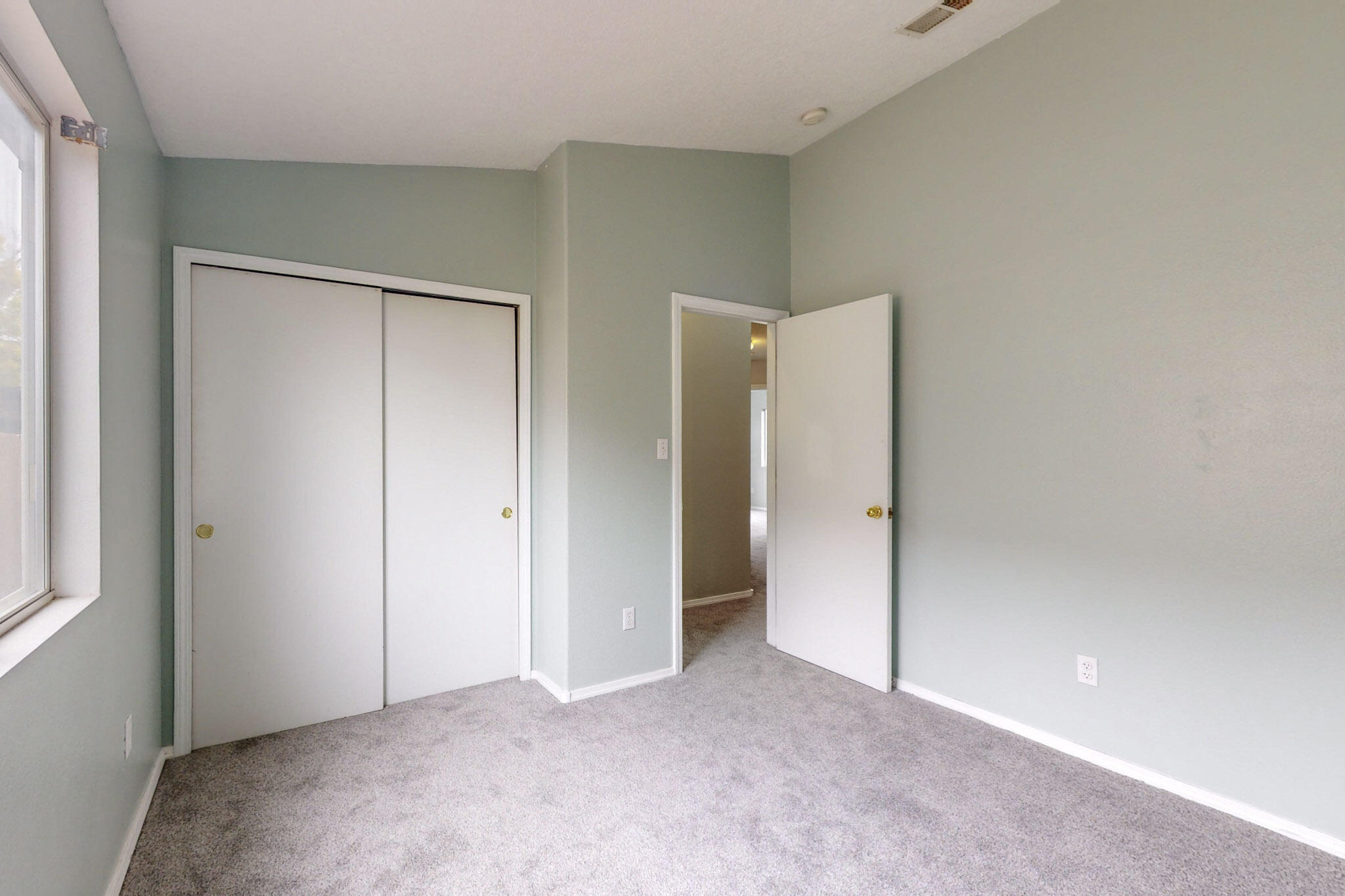 6116 CYONUS Avenue NW