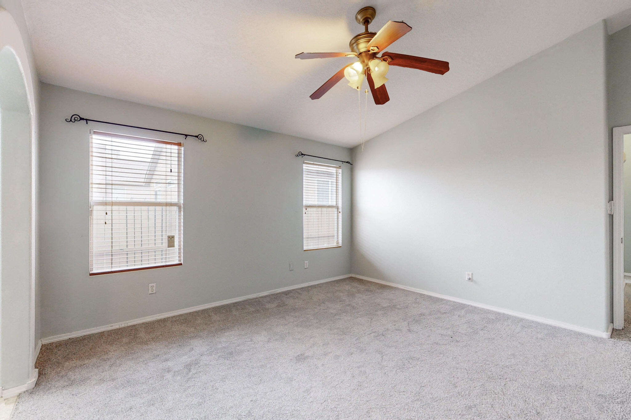 6116 CYONUS Avenue NW