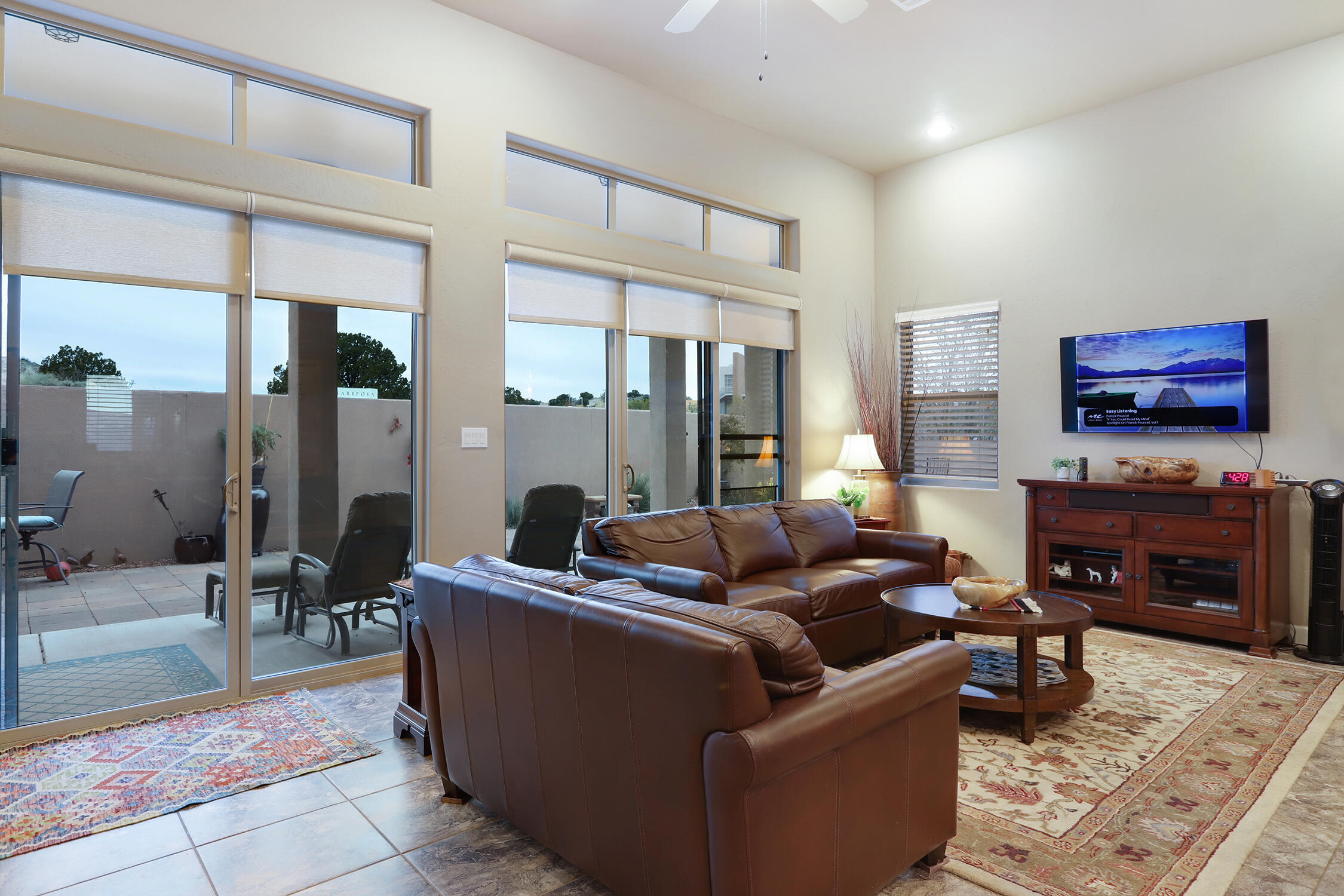 2505 REDONDO SANTA FE NE