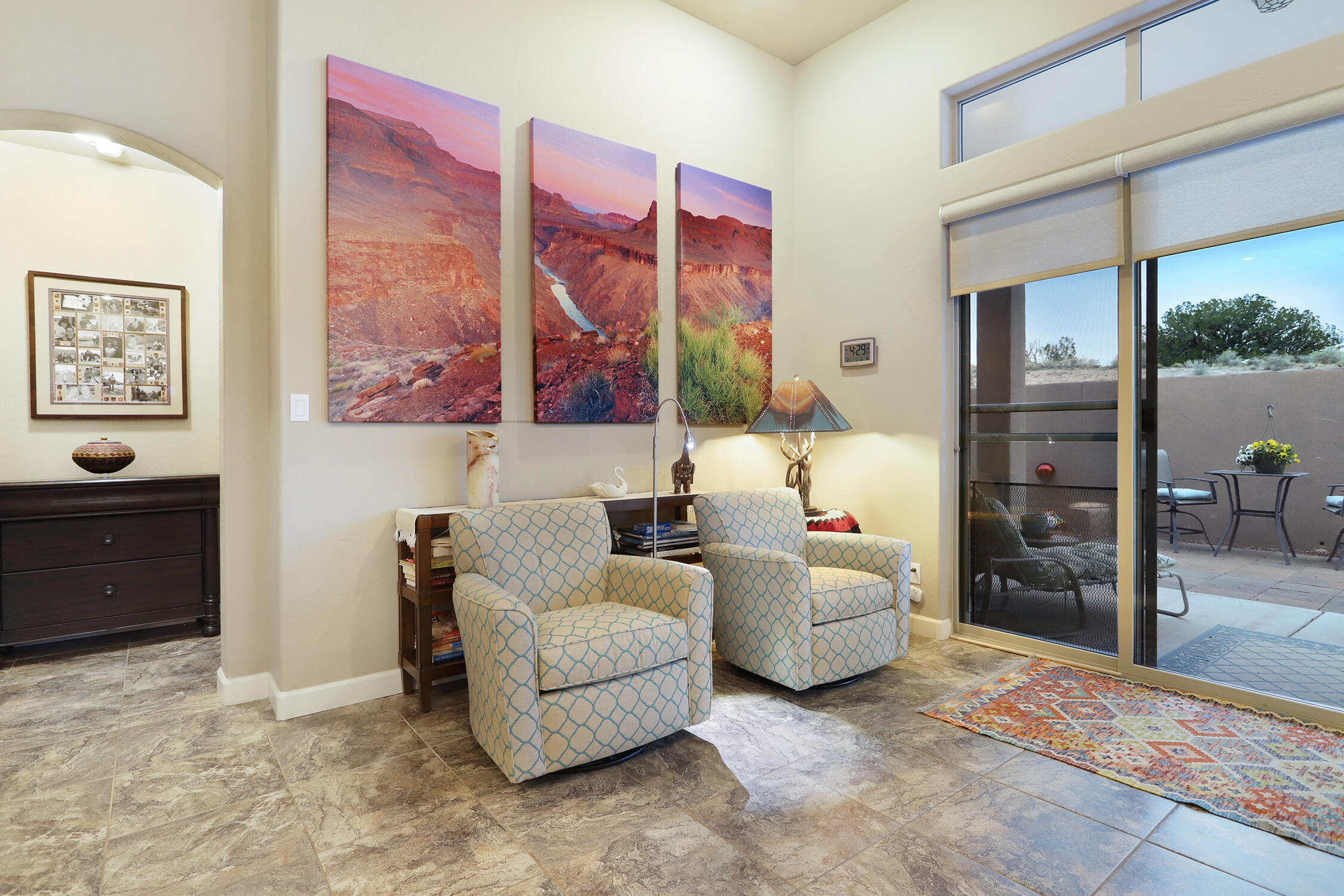 2505 REDONDO SANTA FE NE