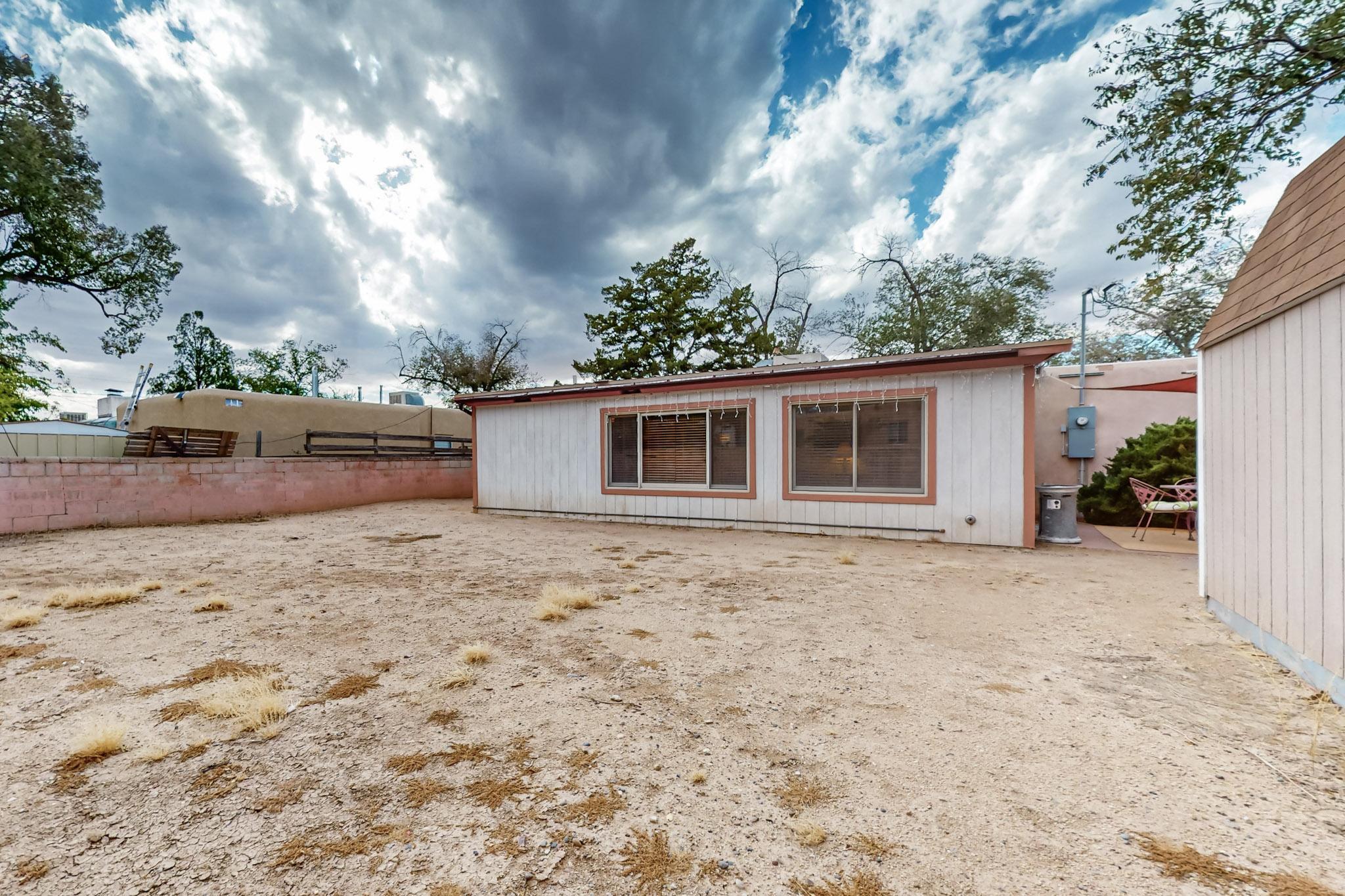 908 ORTIZ Drive NE