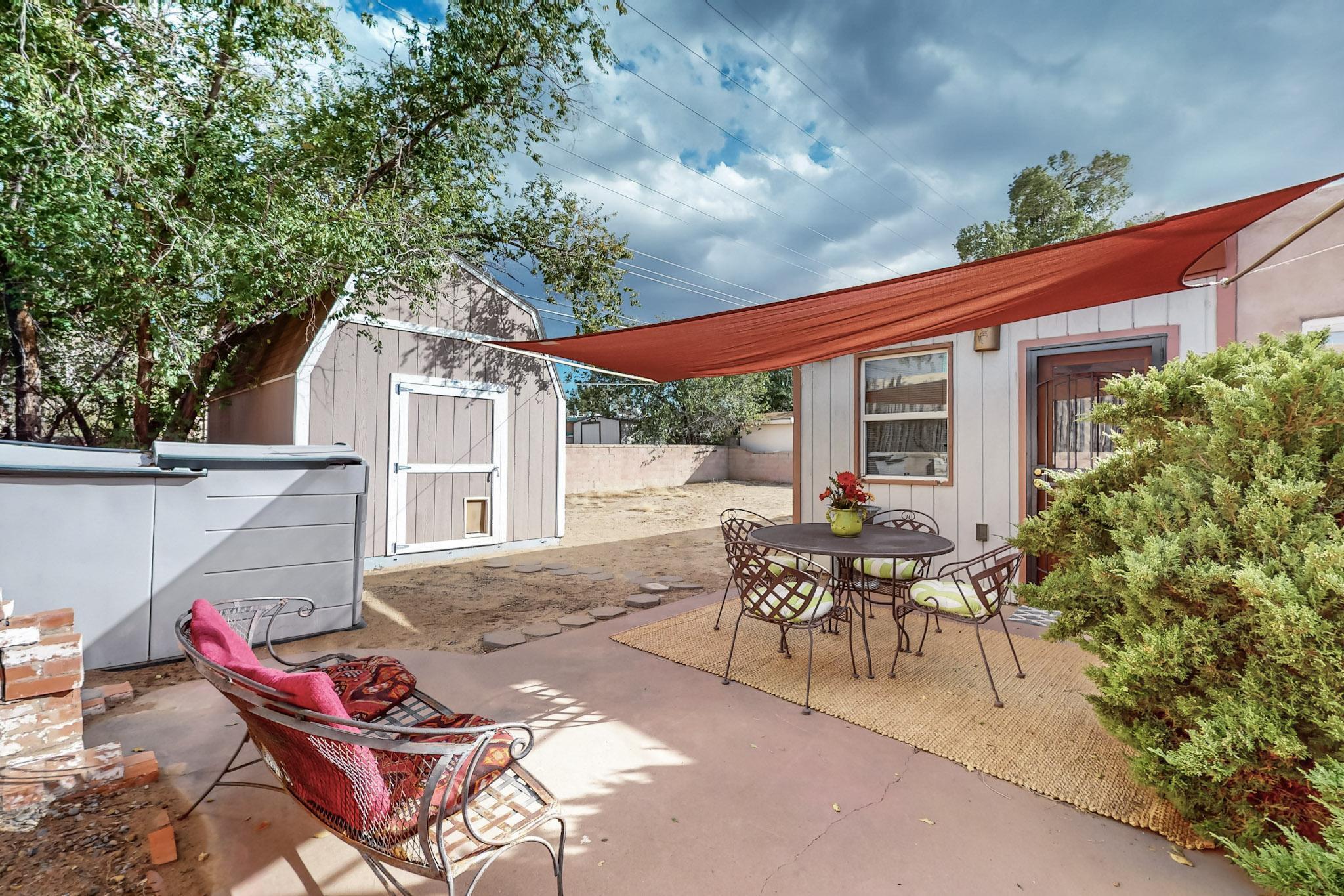 908 ORTIZ Drive NE