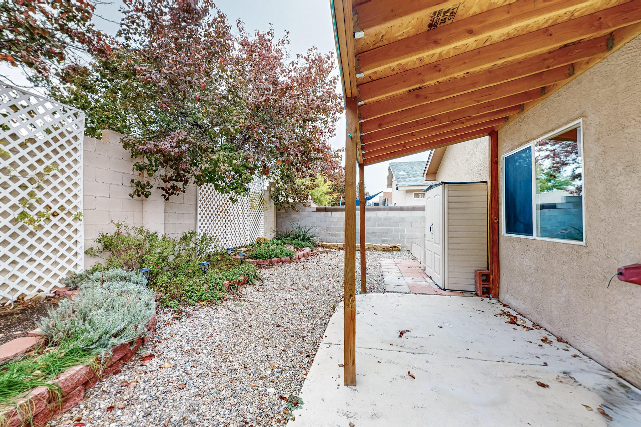 623 VISTA LUNA Lane SW