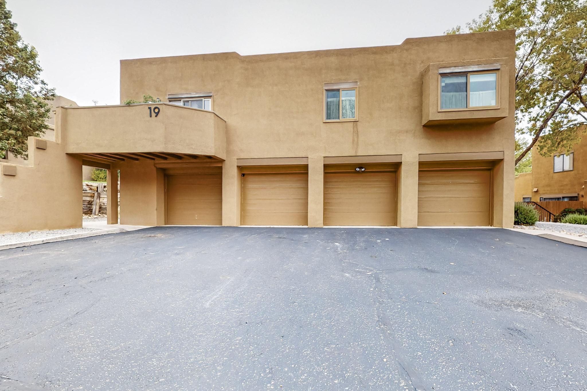 2900 Vista Del Rey 19B NE