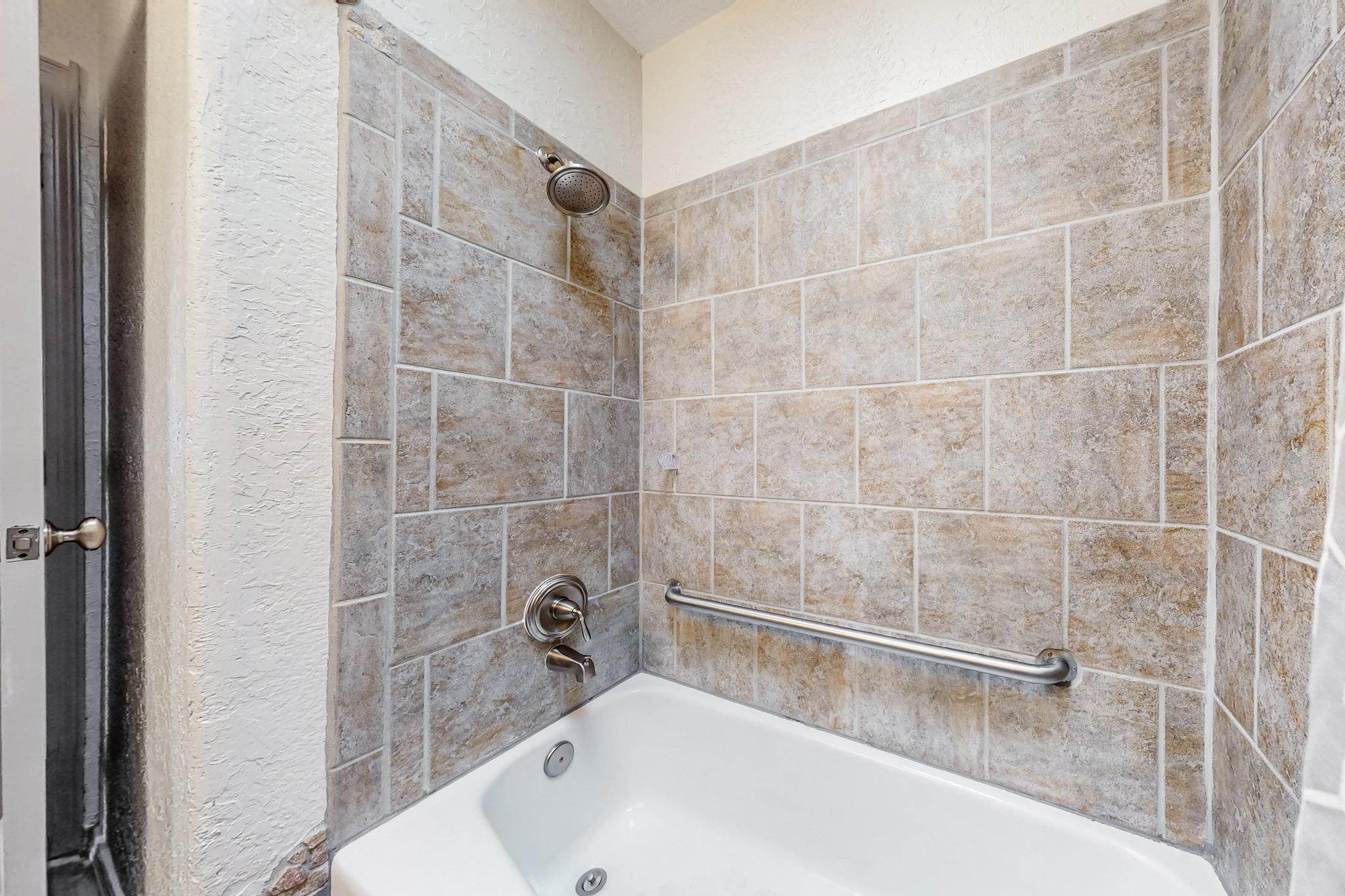 2900 Vista Del Rey 19B NE
