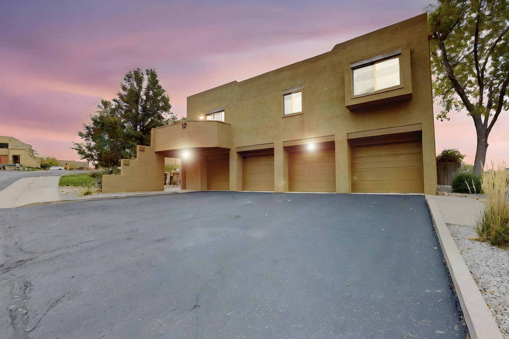 2900 Vista Del Rey 19B NE