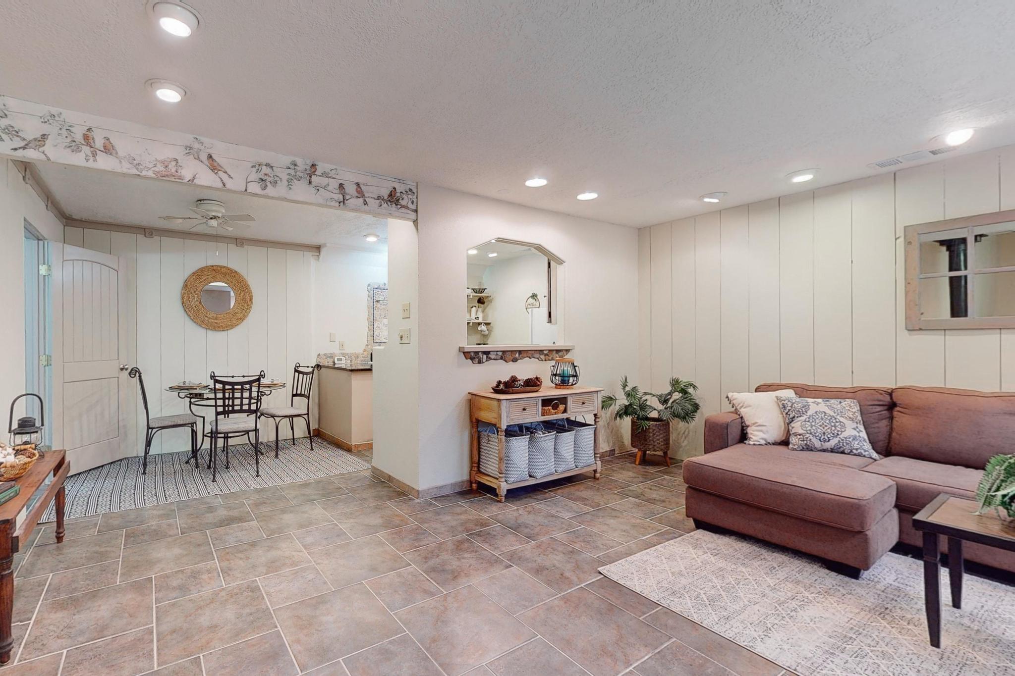 2900 Vista Del Rey 19B NE