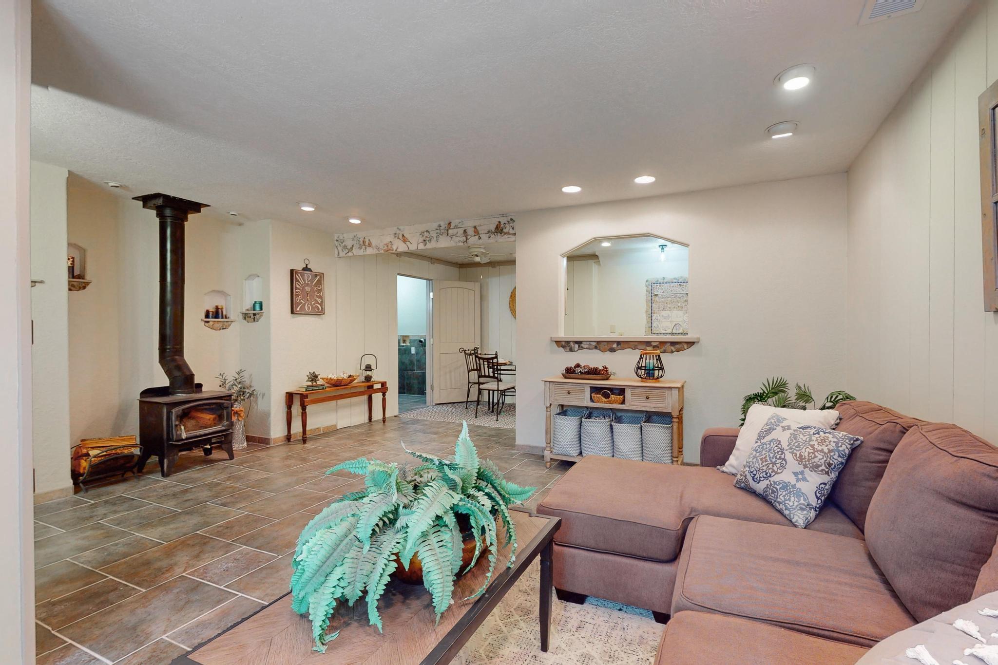 2900 Vista Del Rey 19B NE