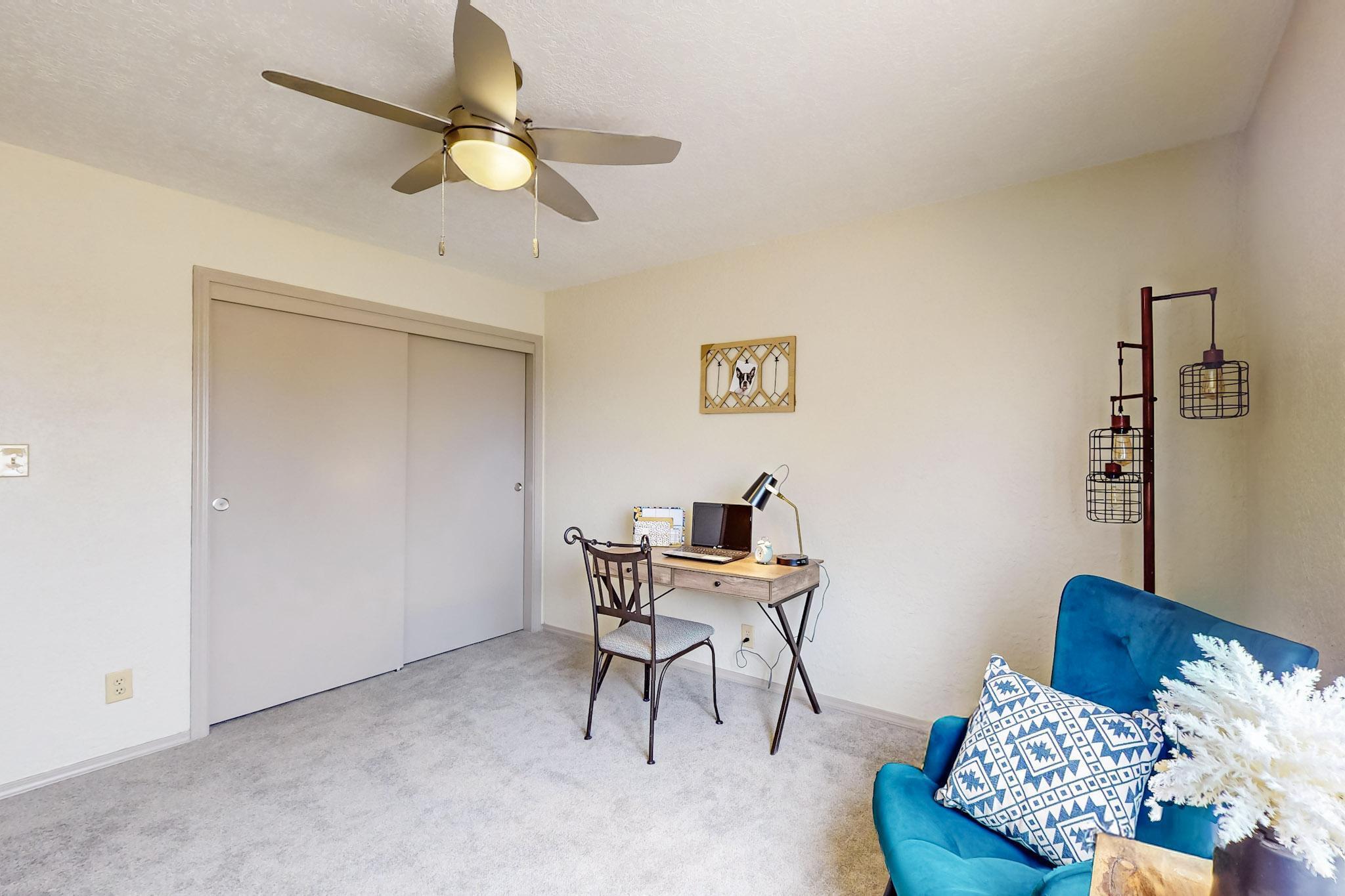 2900 Vista Del Rey 19B NE