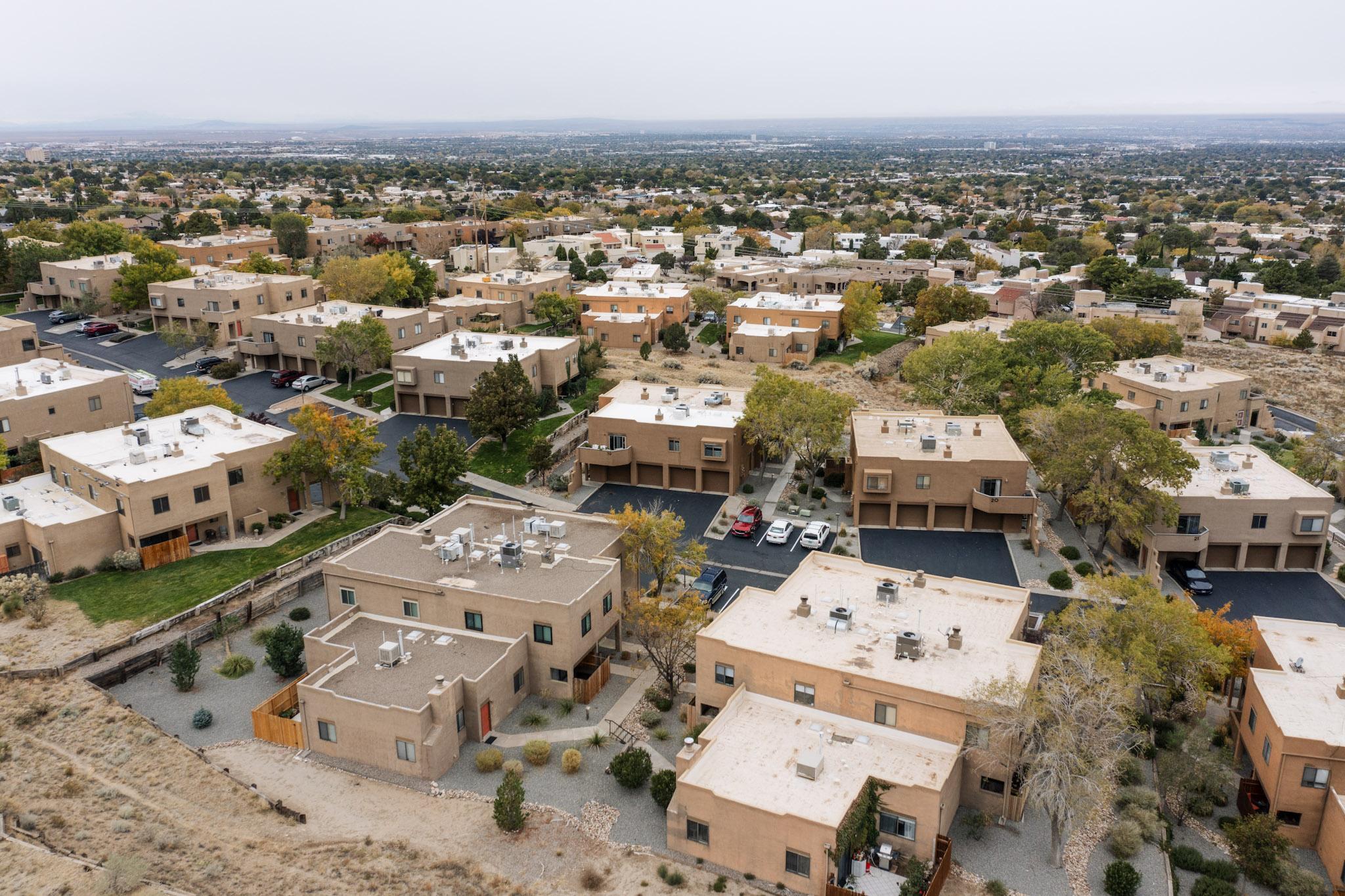 2900 Vista Del Rey 19B NE