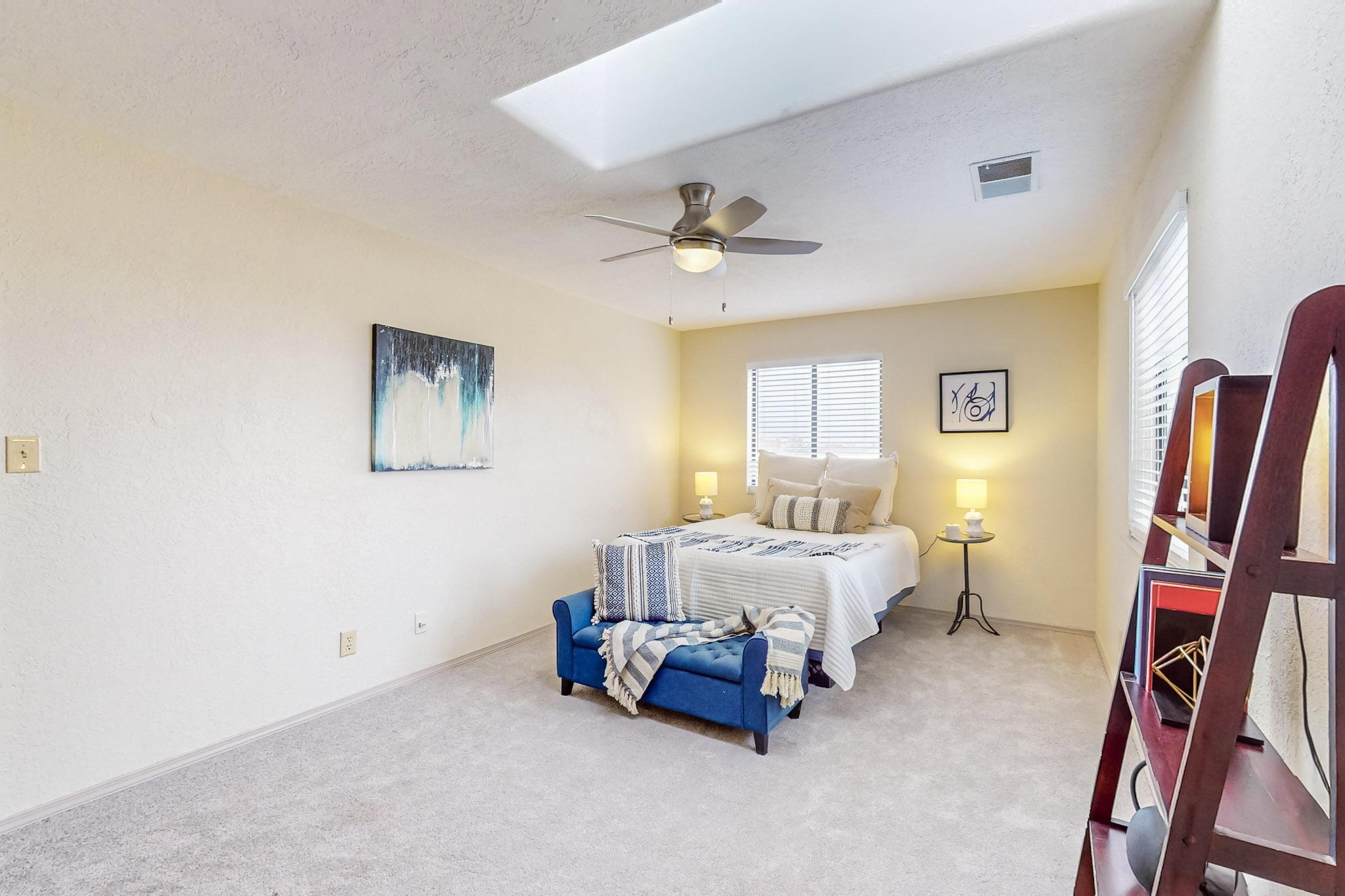 2900 Vista Del Rey 19B NE