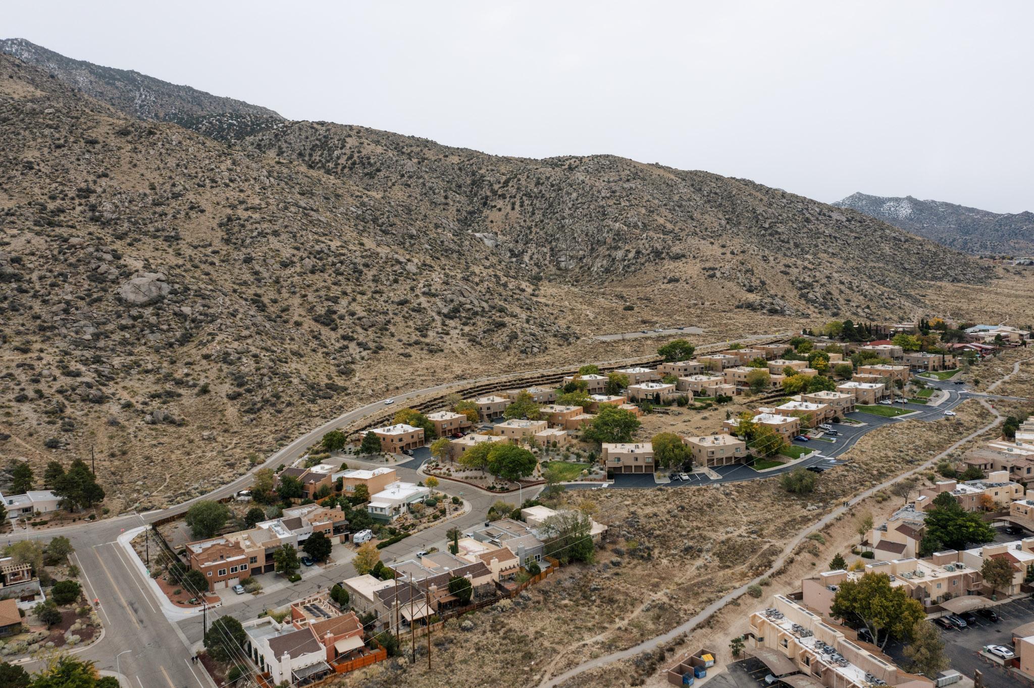 2900 Vista Del Rey 19B NE