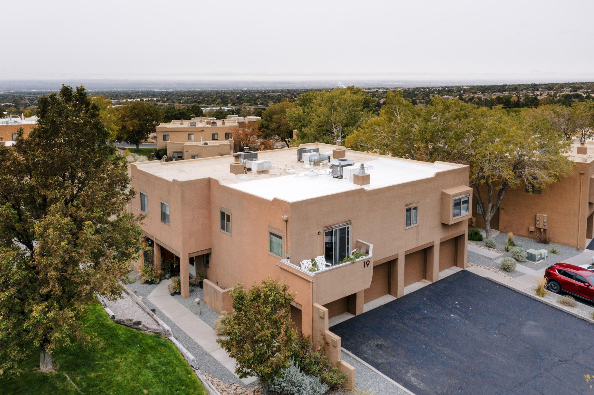 2900 Vista Del Rey 19B NE