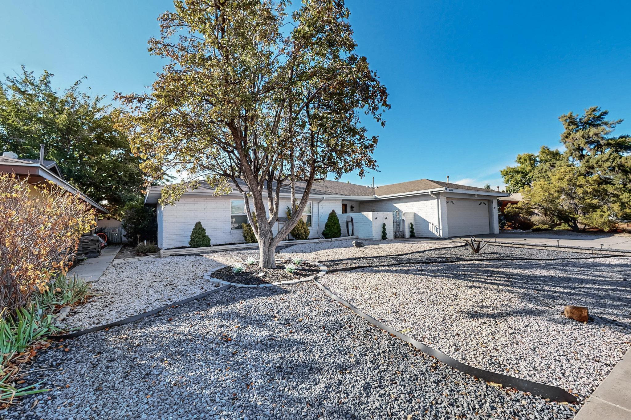 6405 GLENDORA Drive NE