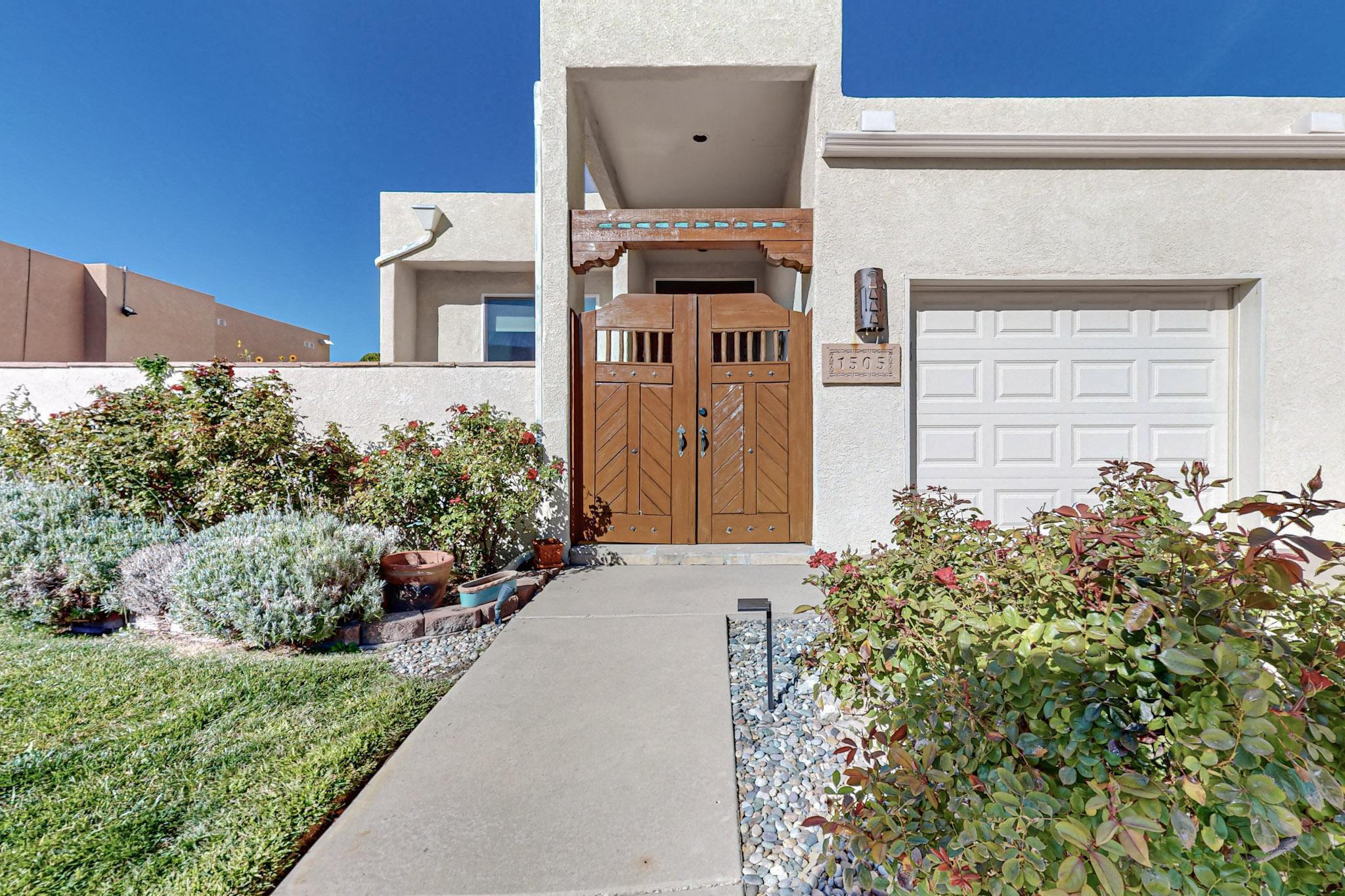 1505 MONTE LARGO Drive NE