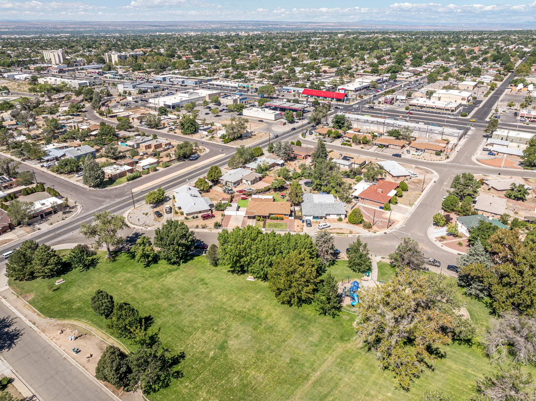 7611 APACHE Avenue NE