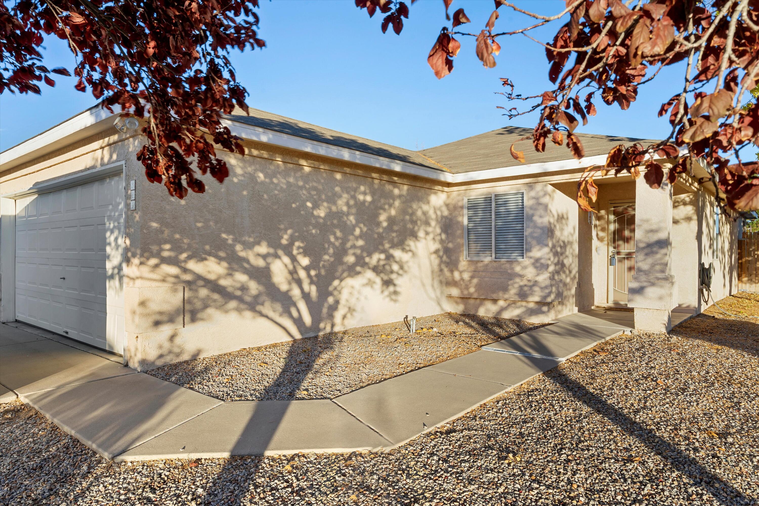 324 SAN TOMAS Lane SW