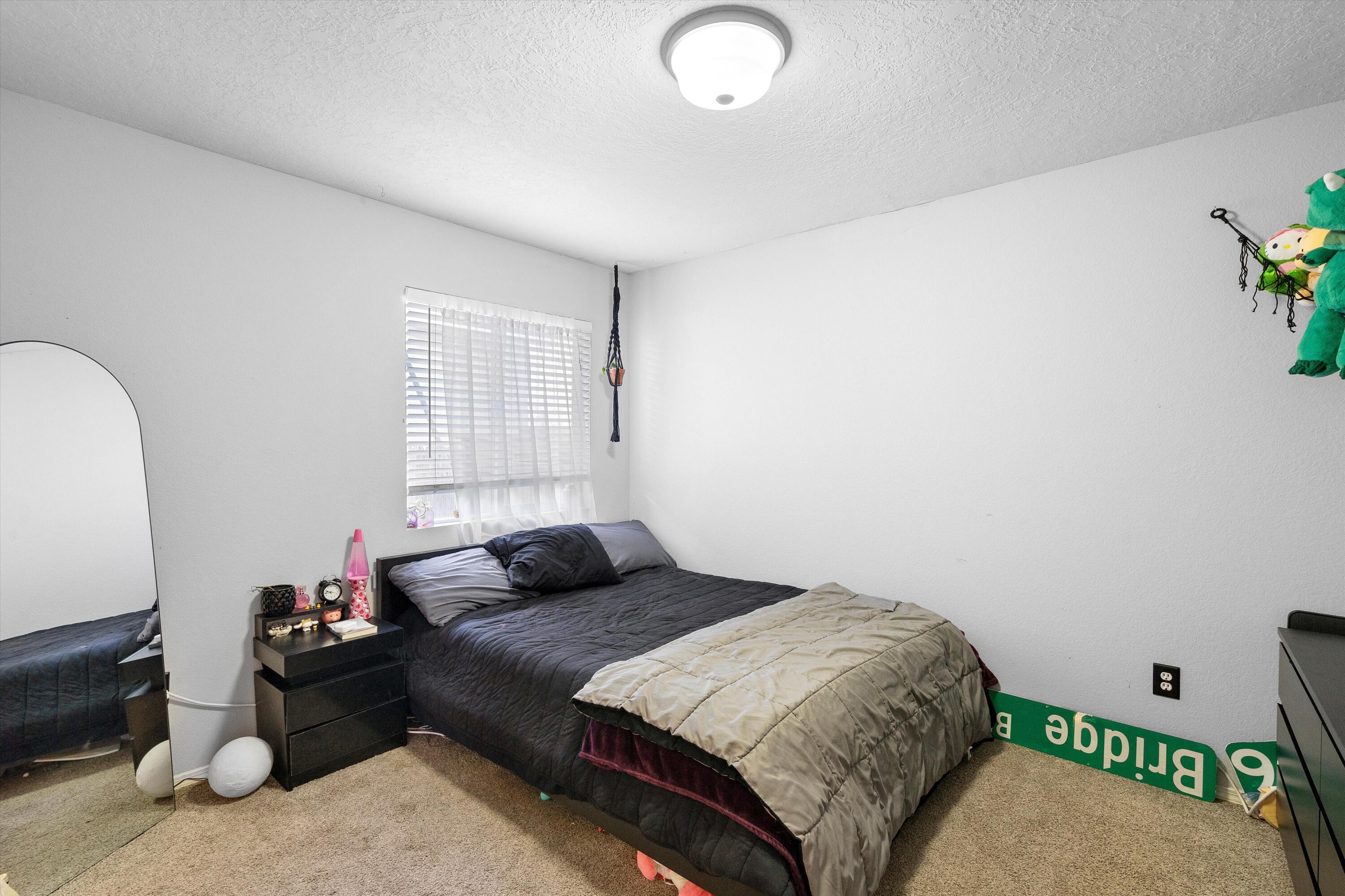 324 SAN TOMAS Lane SW