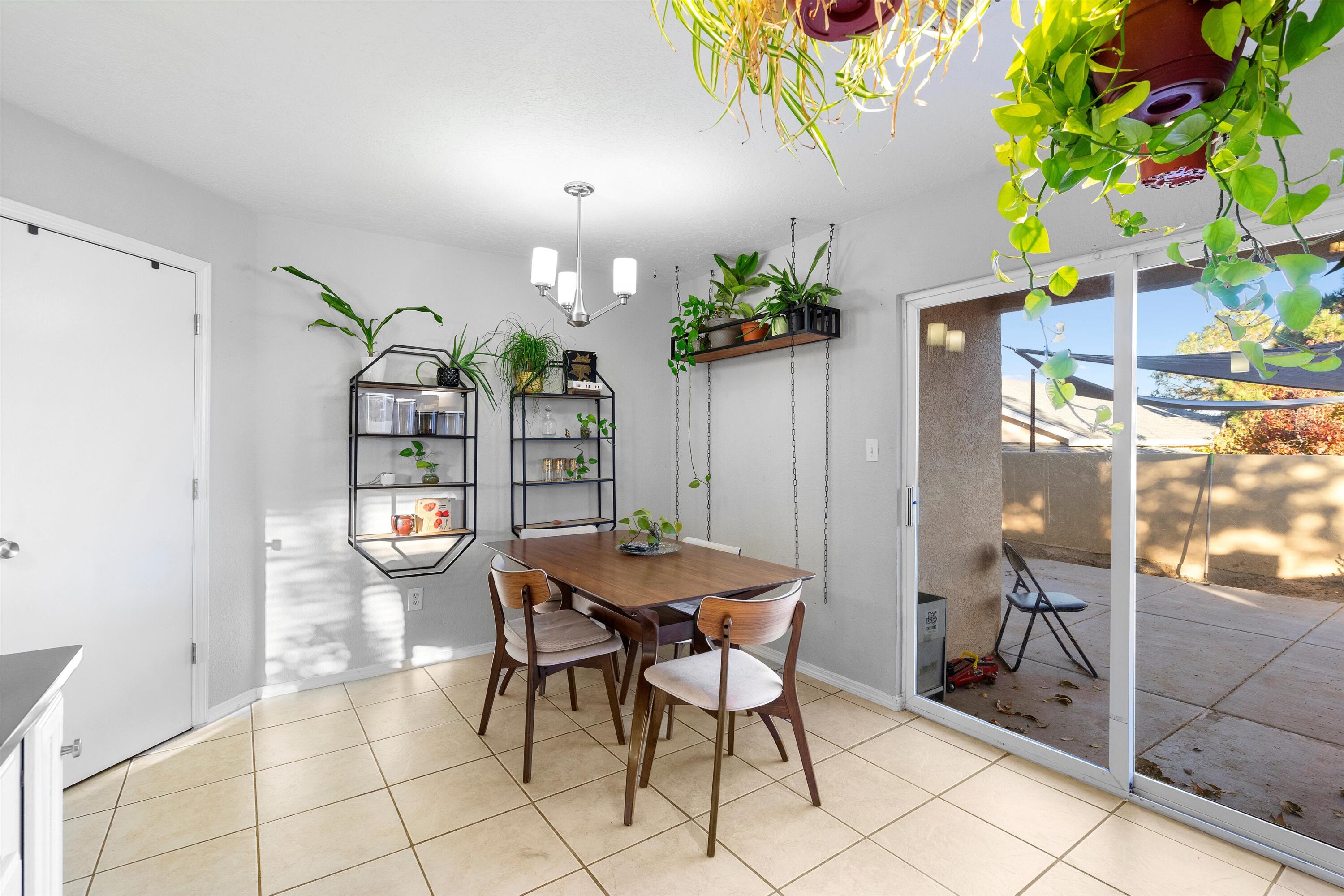 324 SAN TOMAS Lane SW