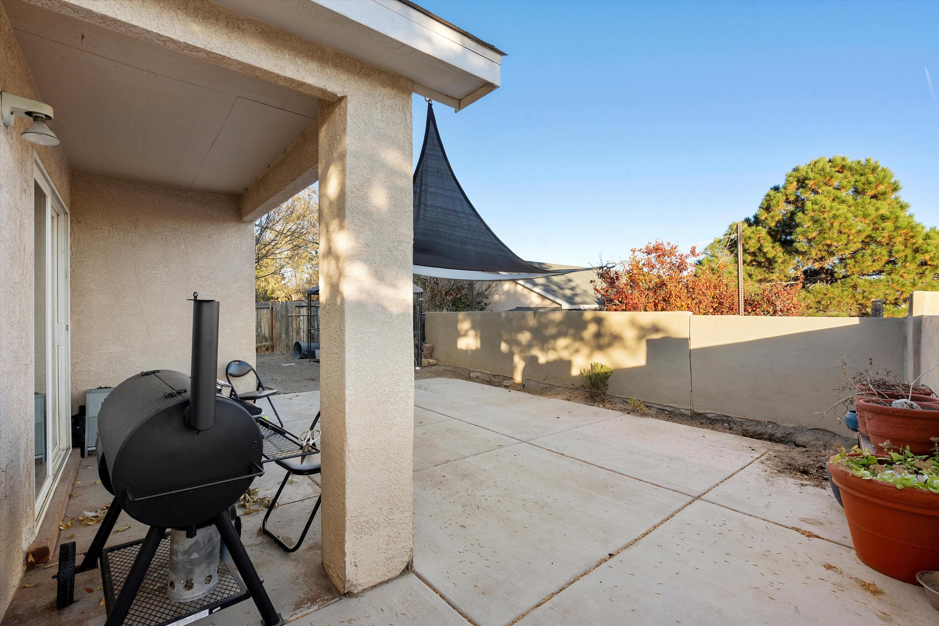 324 SAN TOMAS Lane SW