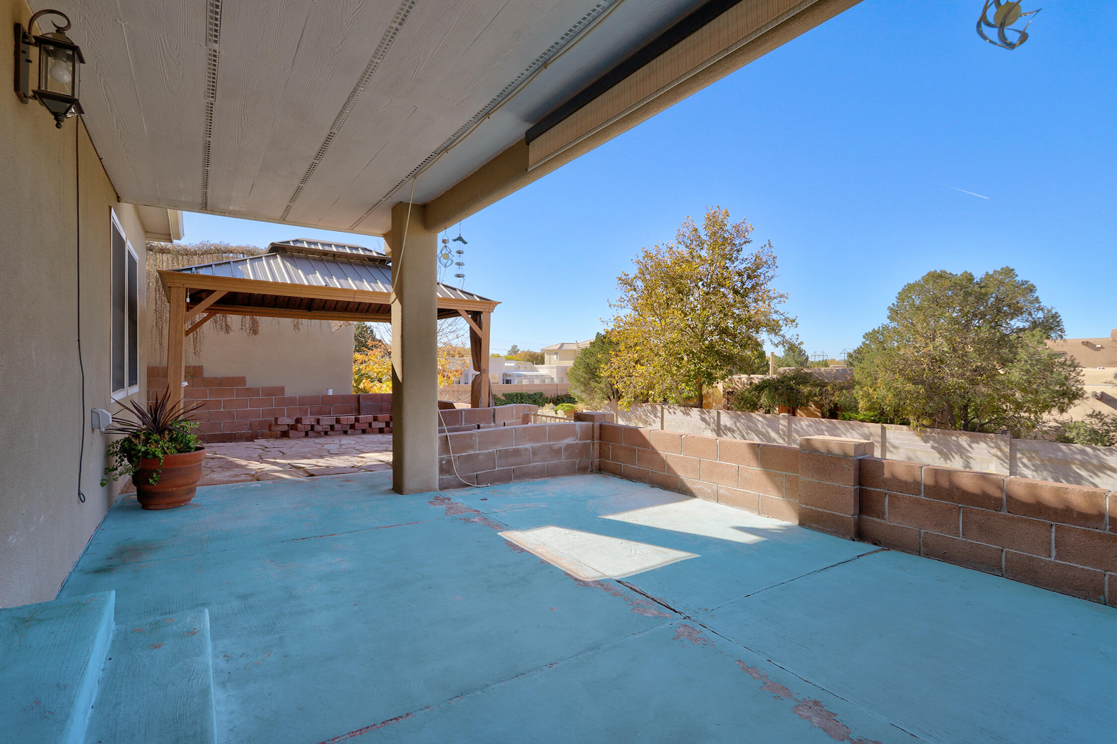 7135 Marseille Place NE