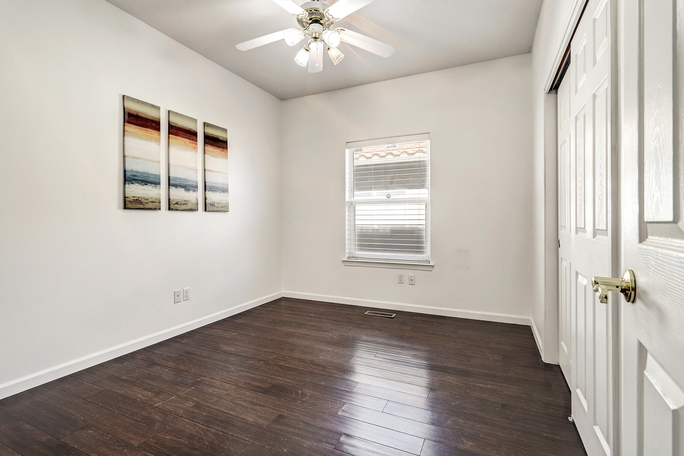 7135 Marseille Place NE