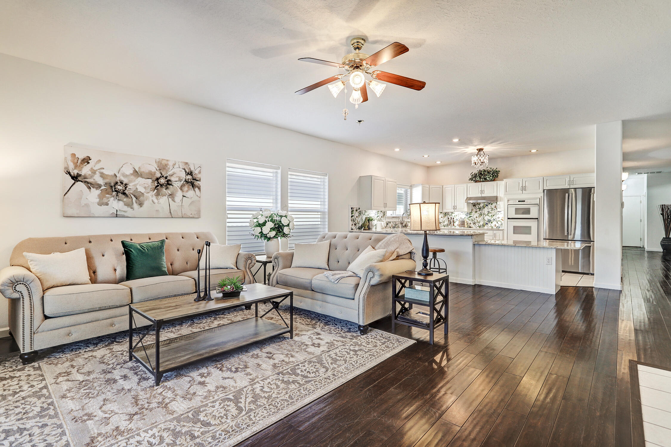 7135 Marseille Place NE