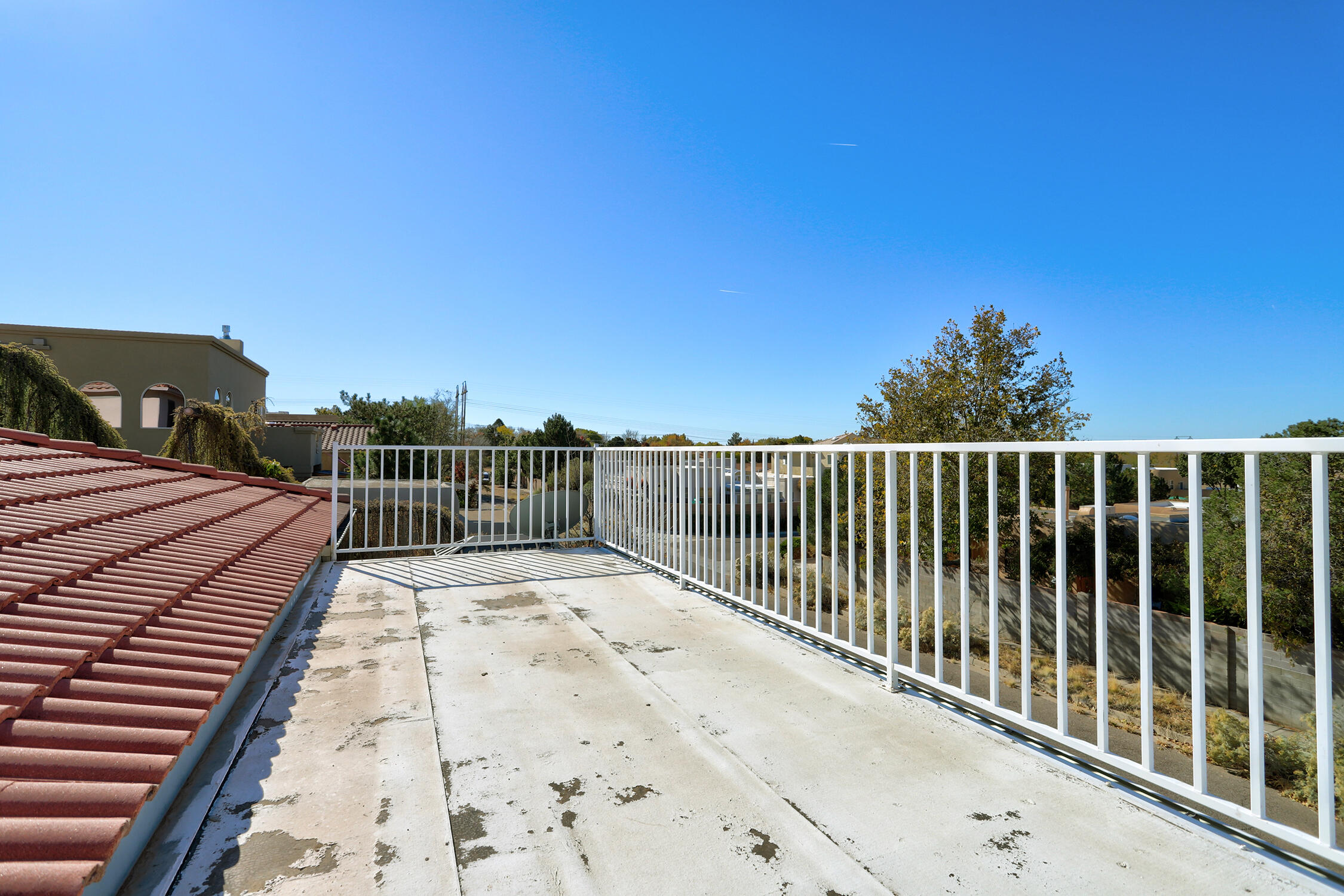 7135 Marseille Place NE