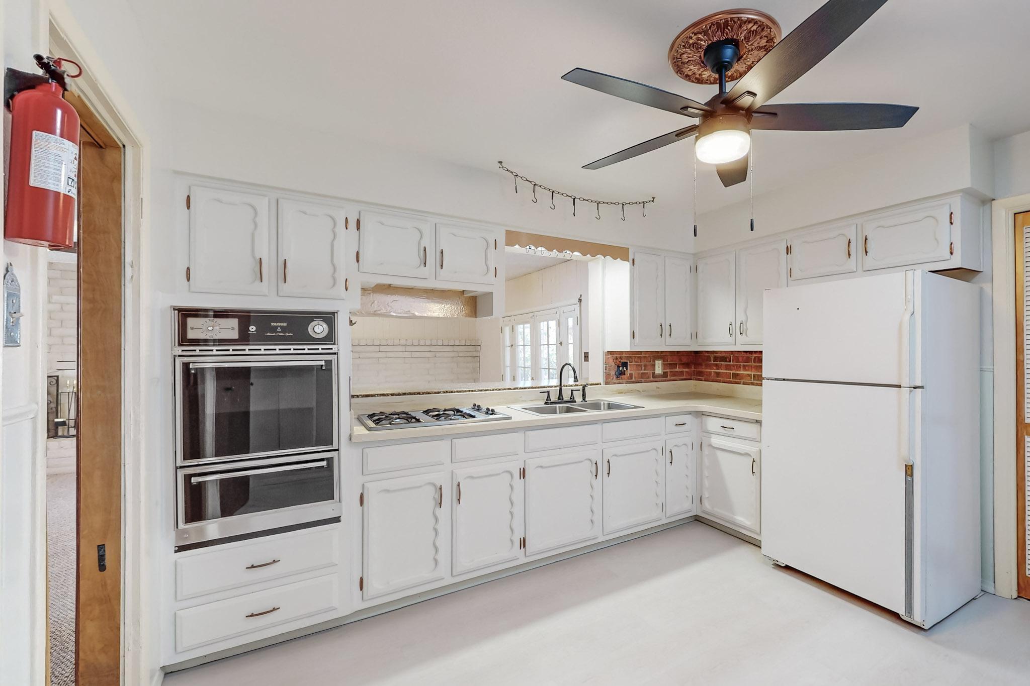 801 58TH Street NW