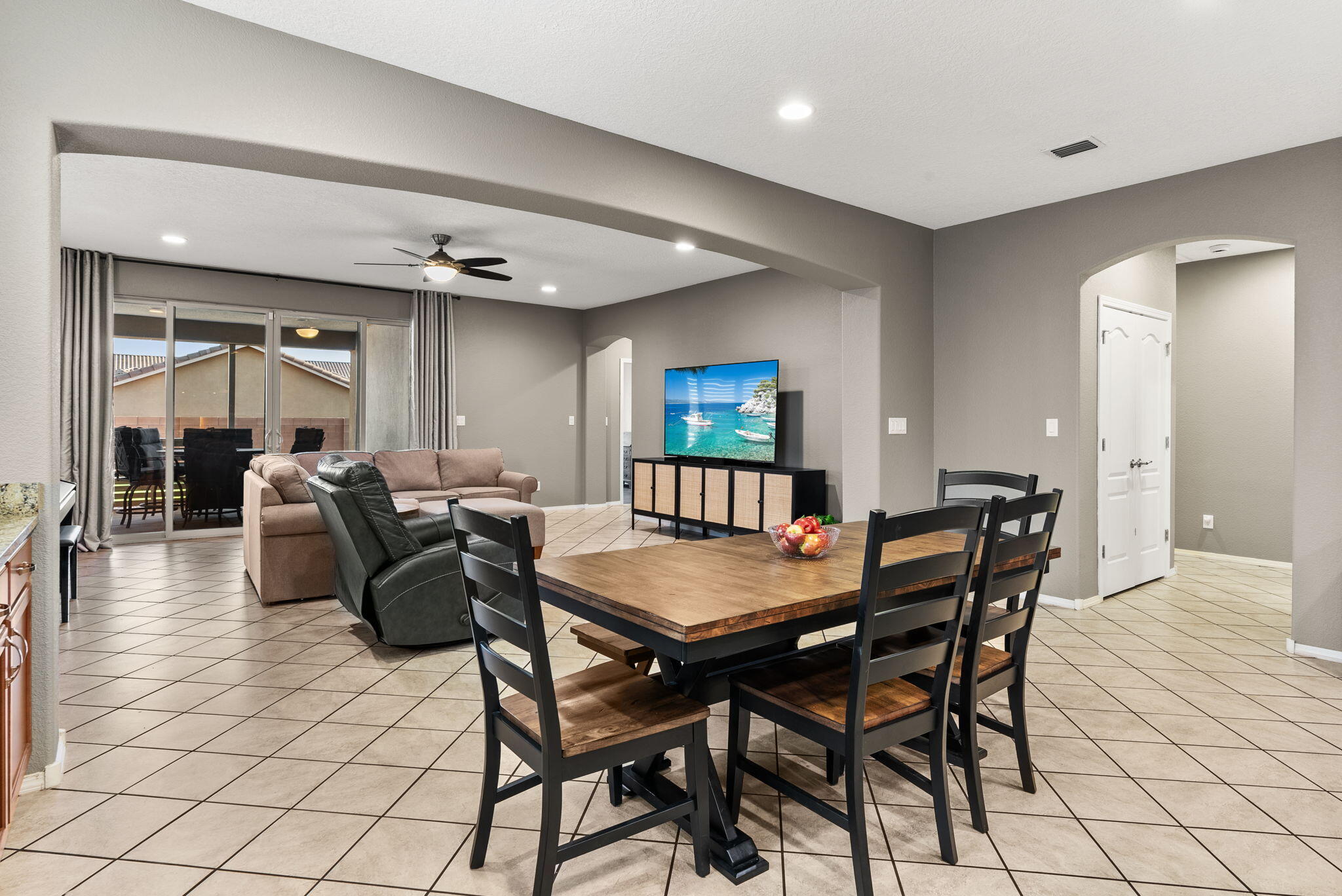 7006 OVERVIEW Road NE