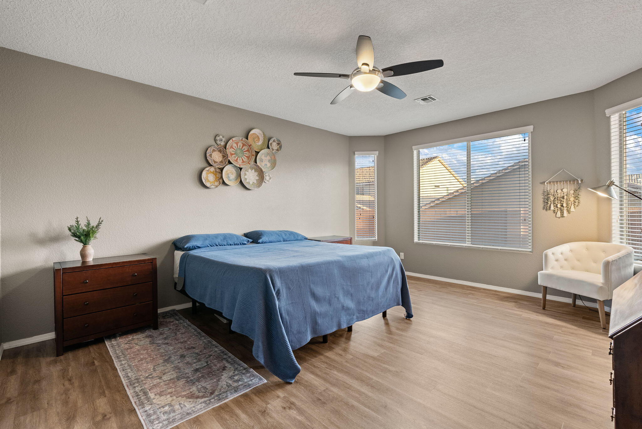 7006 OVERVIEW Road NE