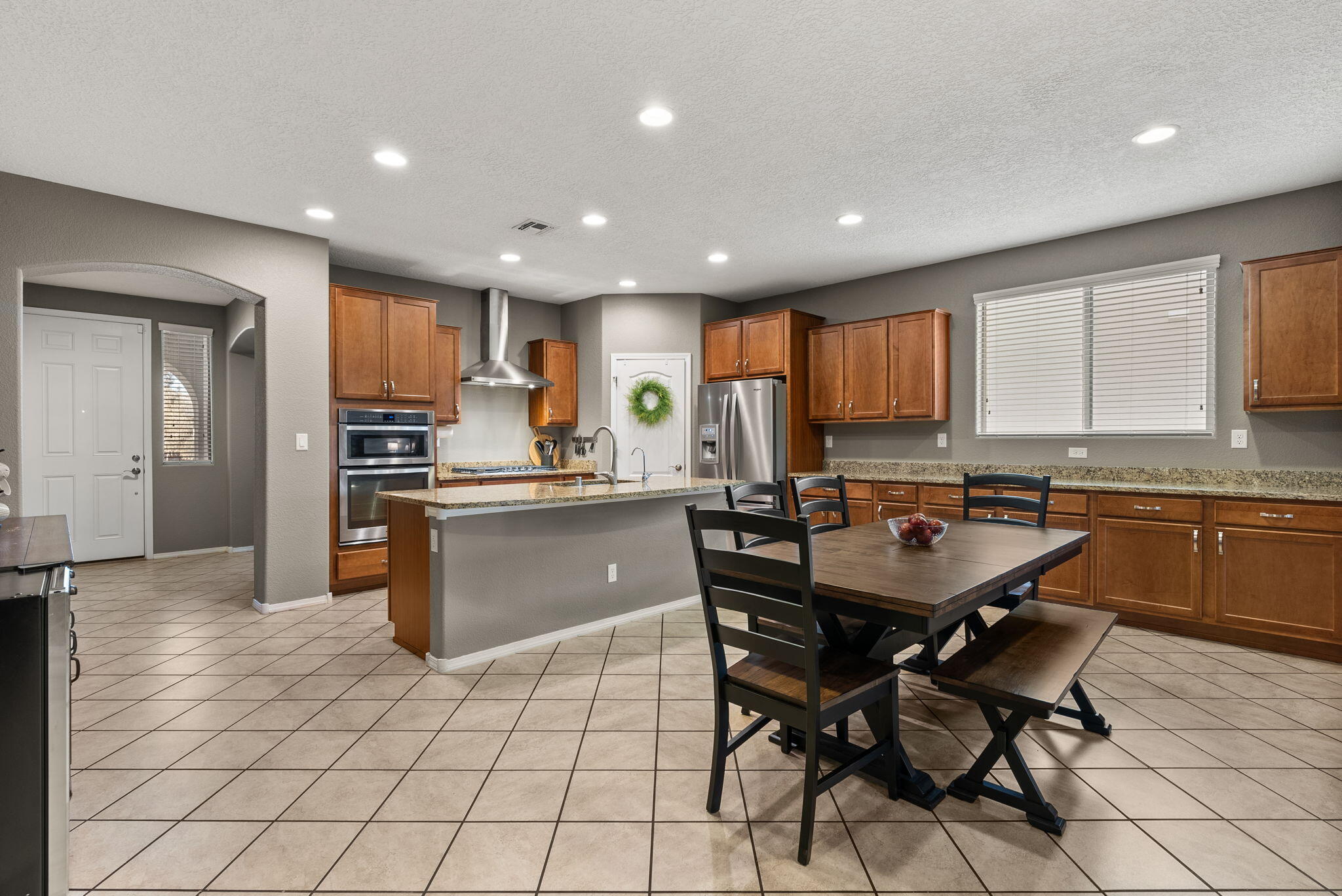 7006 OVERVIEW Road NE