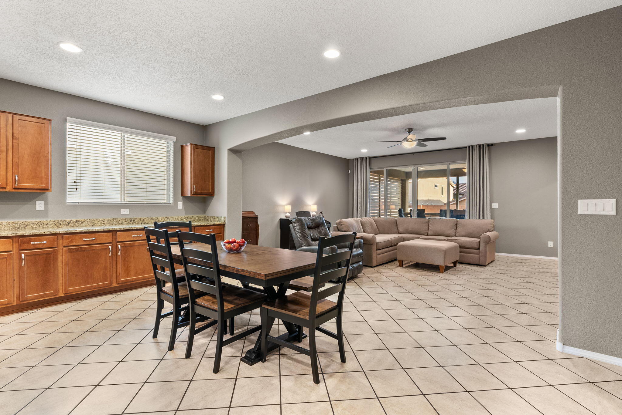 7006 OVERVIEW Road NE