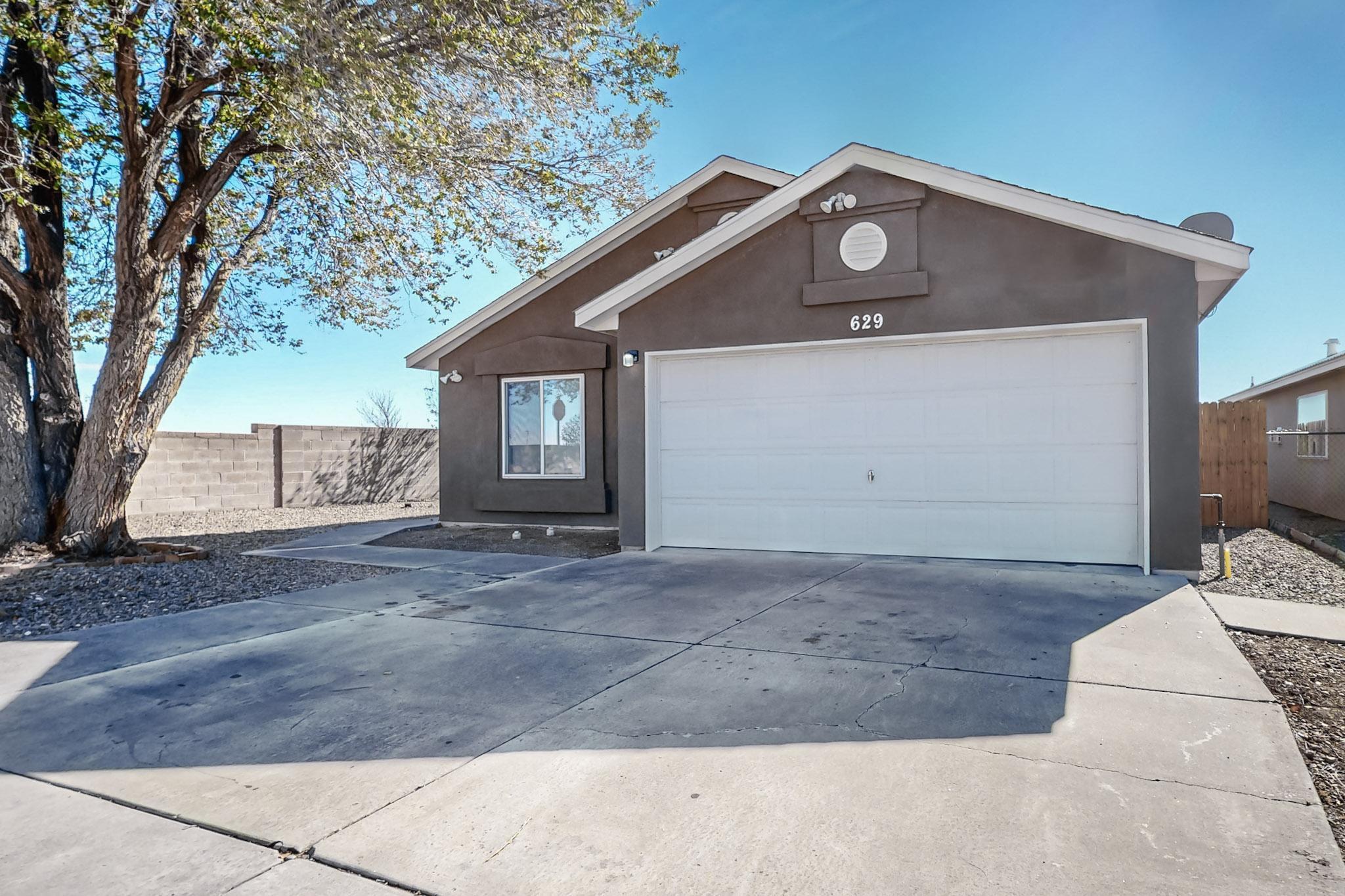 629 Camino Eric