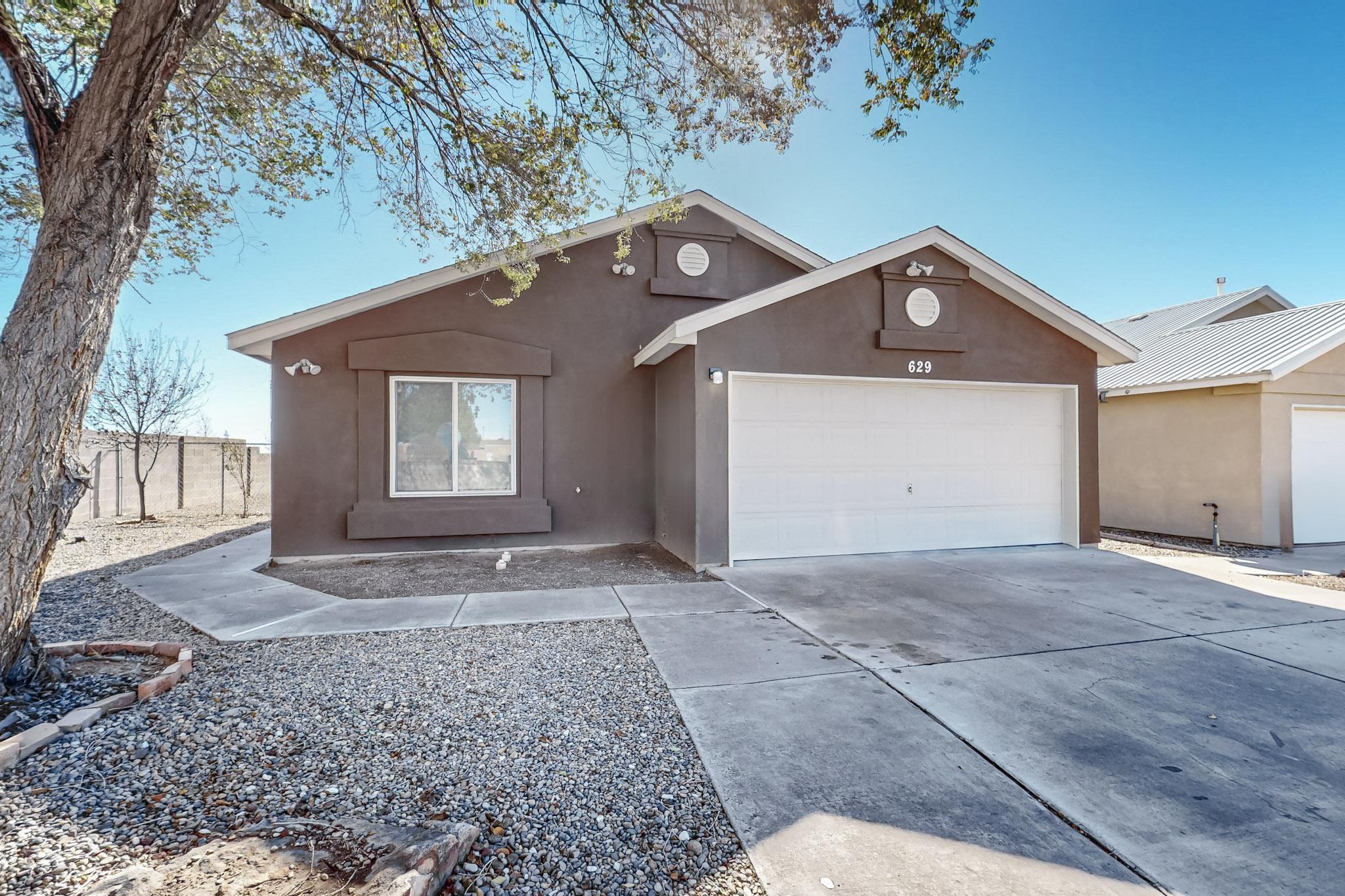 629 Camino Eric