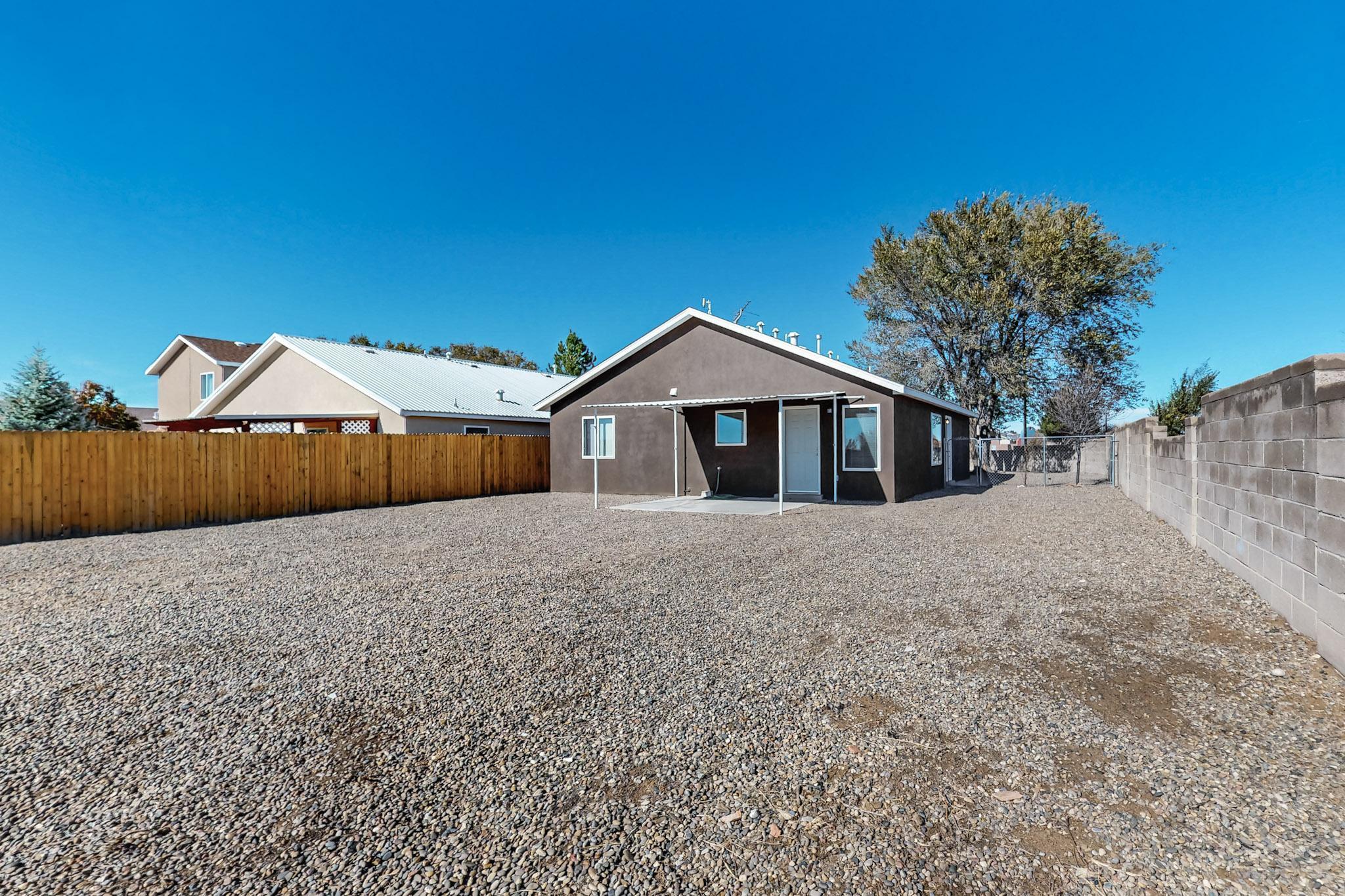 629 Camino Eric