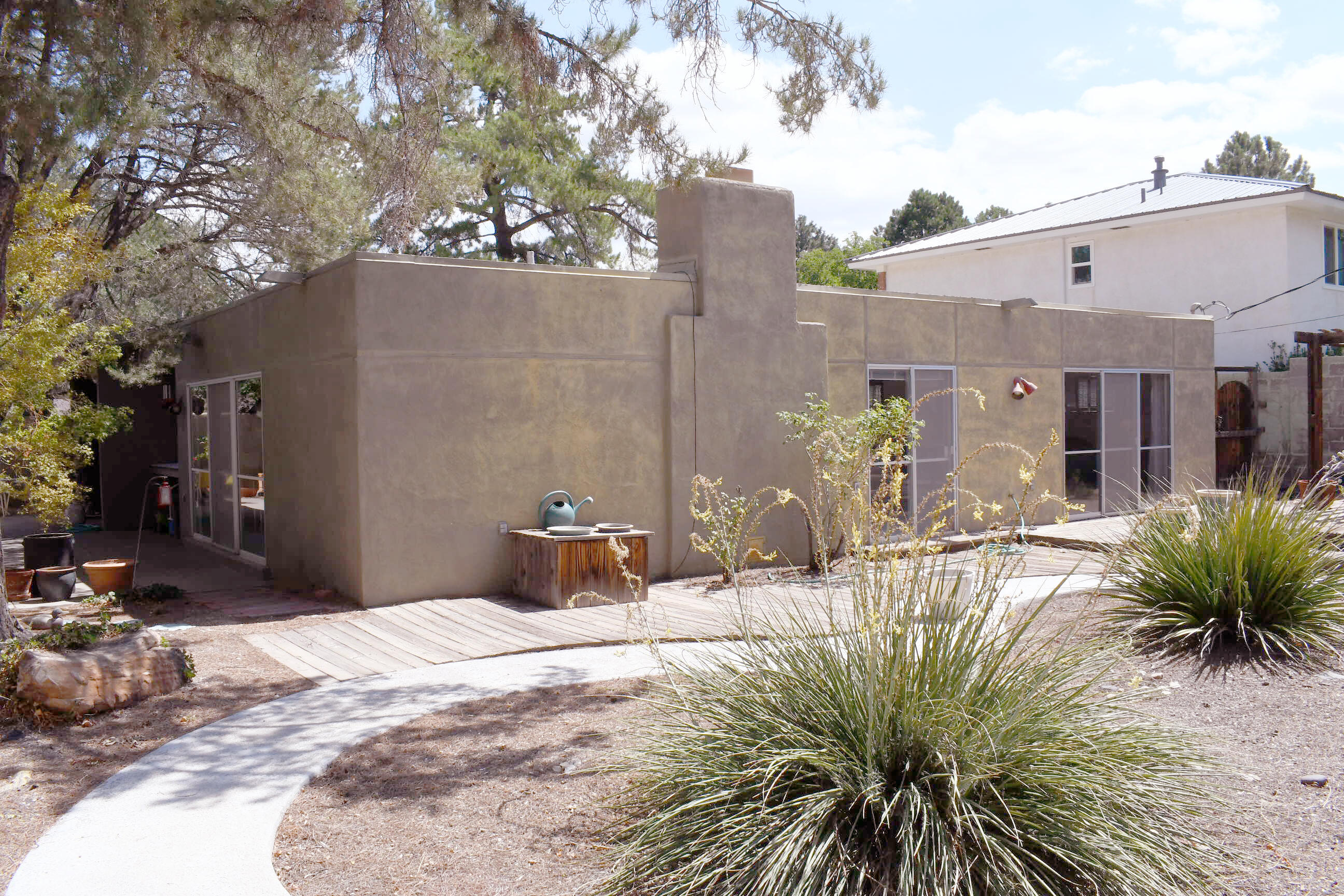 725 VALVERDE Drive SE