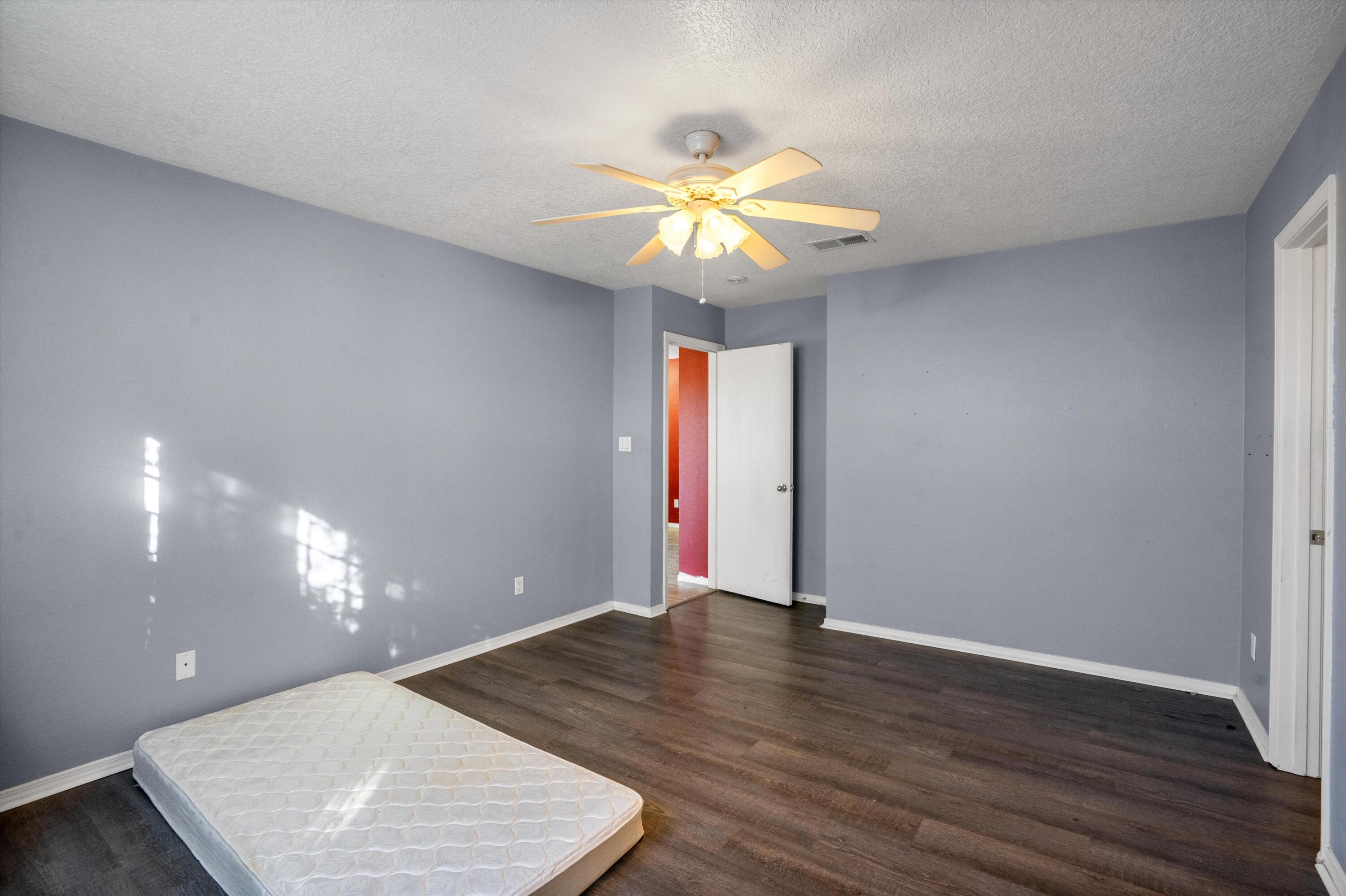 8432 LLANO VISTA Avenue SW