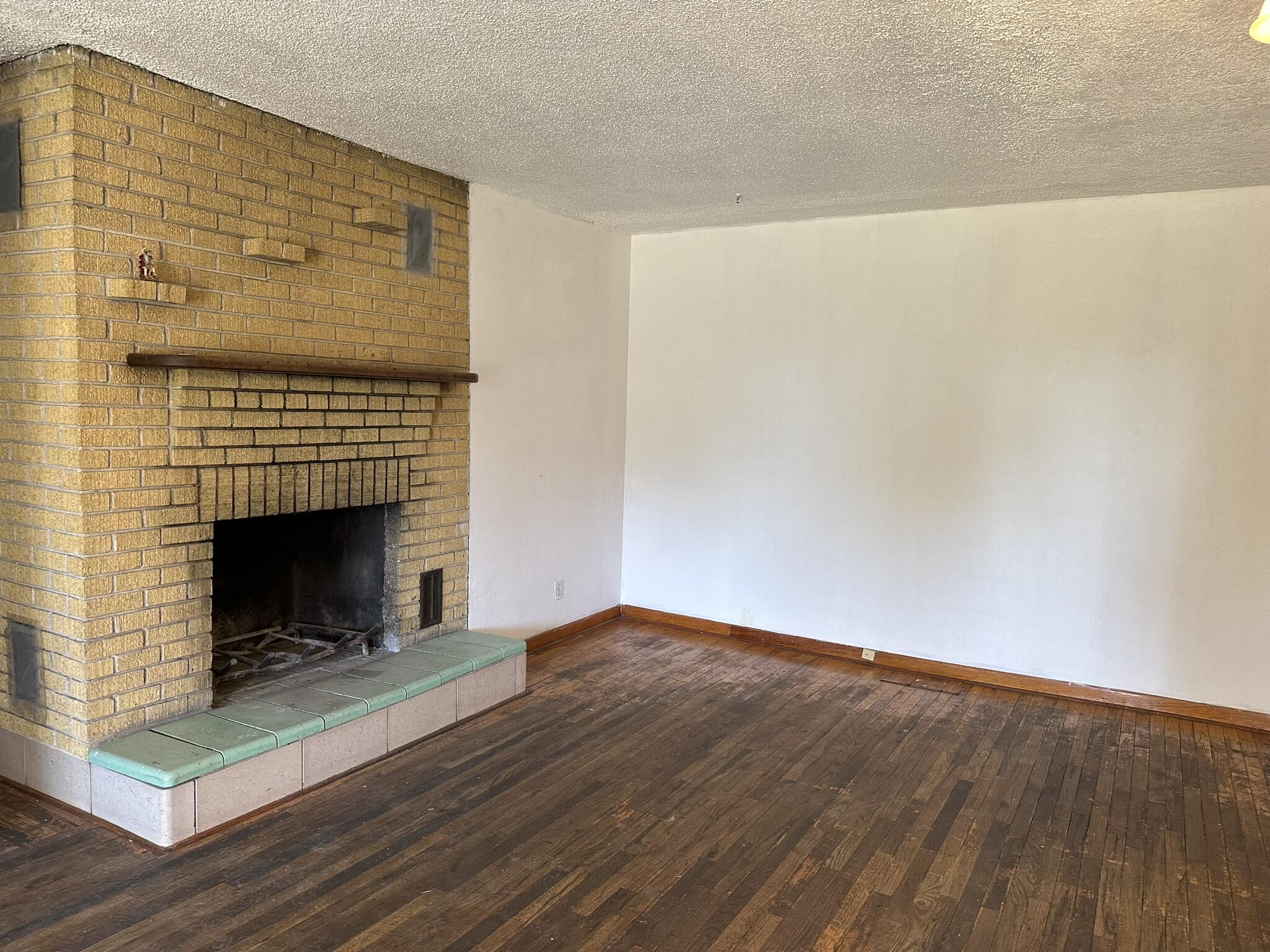 2543 DEL SUR Drive SW