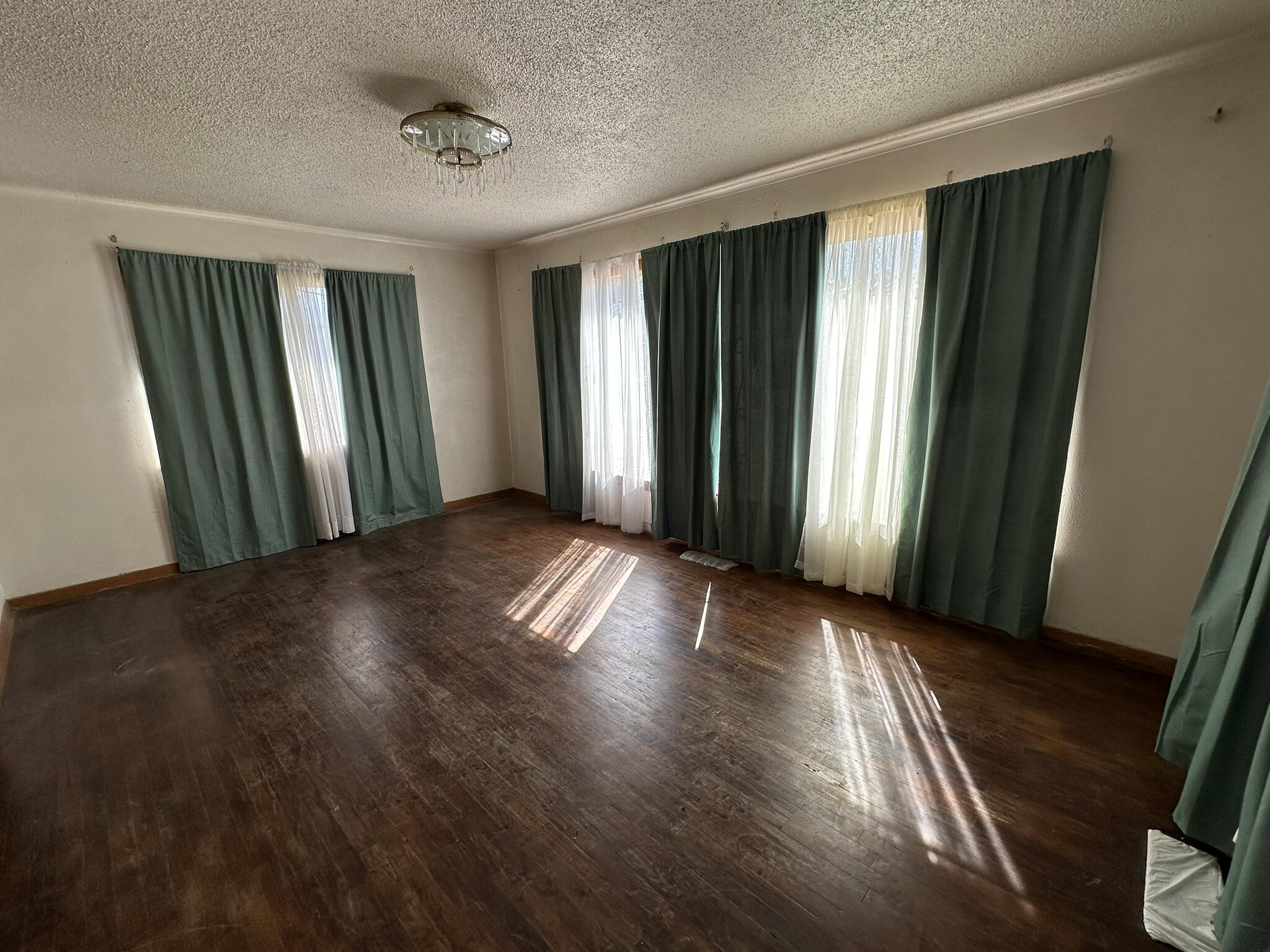 2543 DEL SUR Drive SW