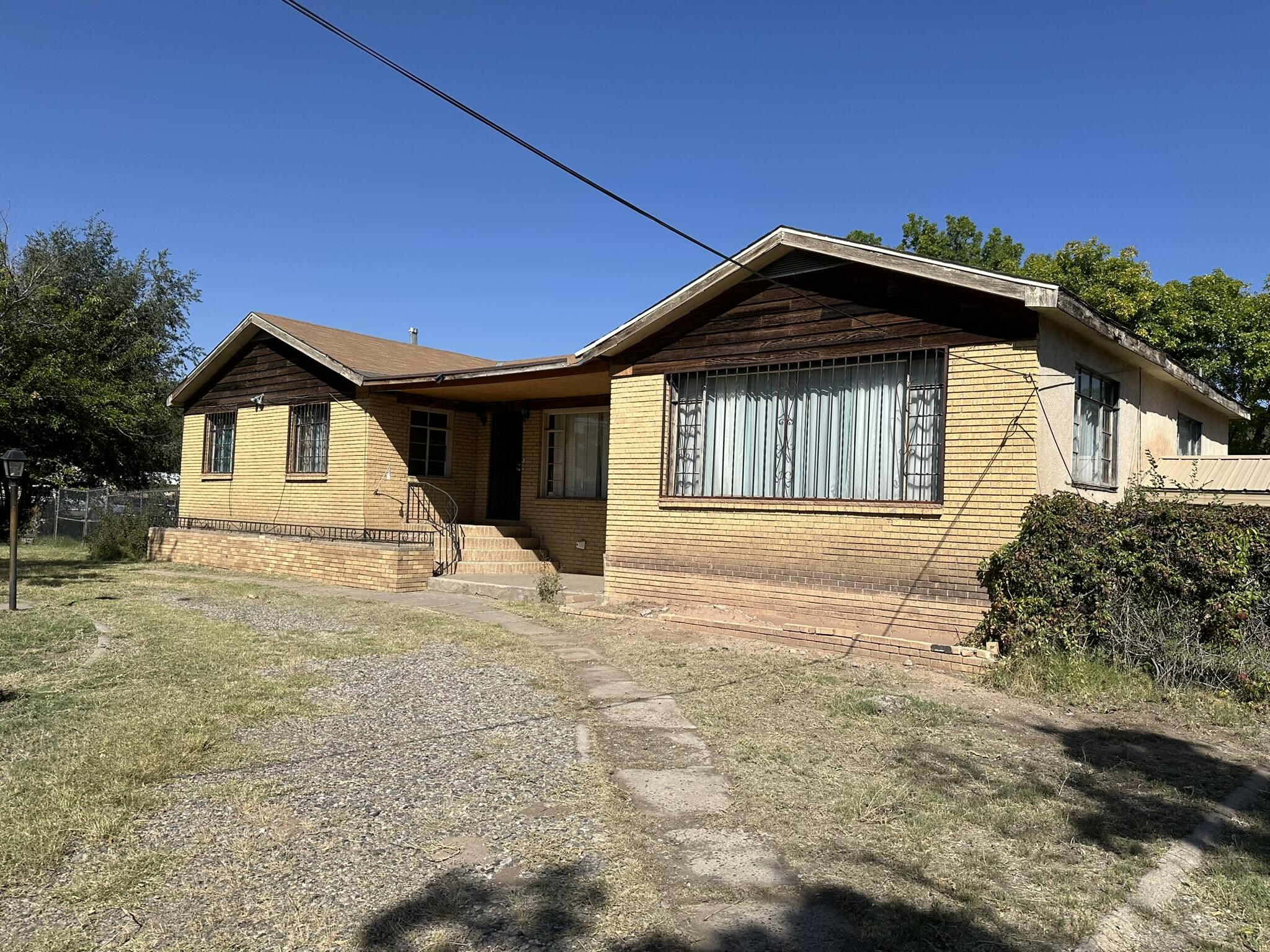 2543 DEL SUR Drive SW