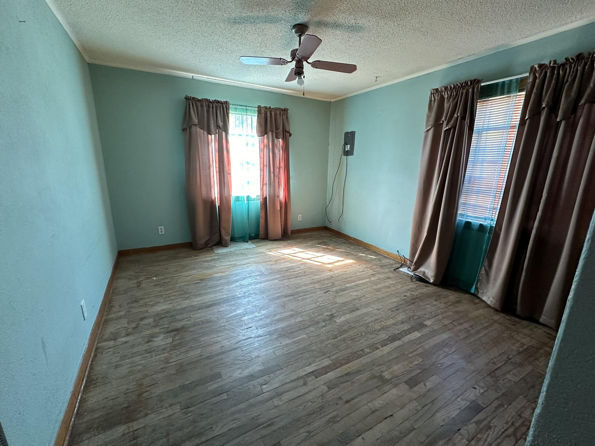 2543 DEL SUR Drive SW