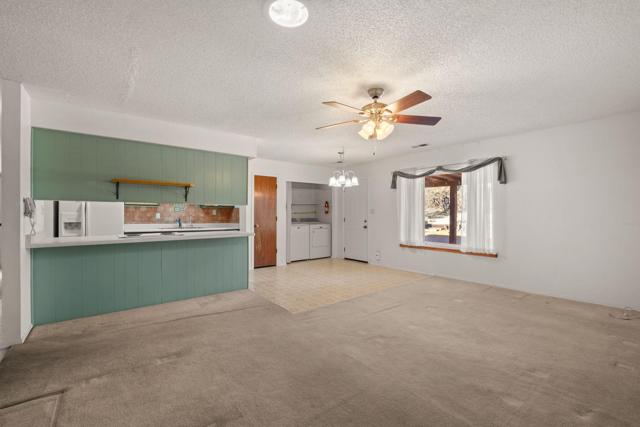 1659 ARLENE Road SE