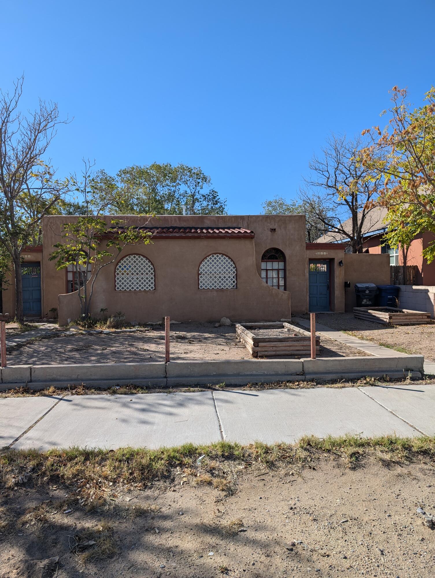 211 STANFORD Drive SE