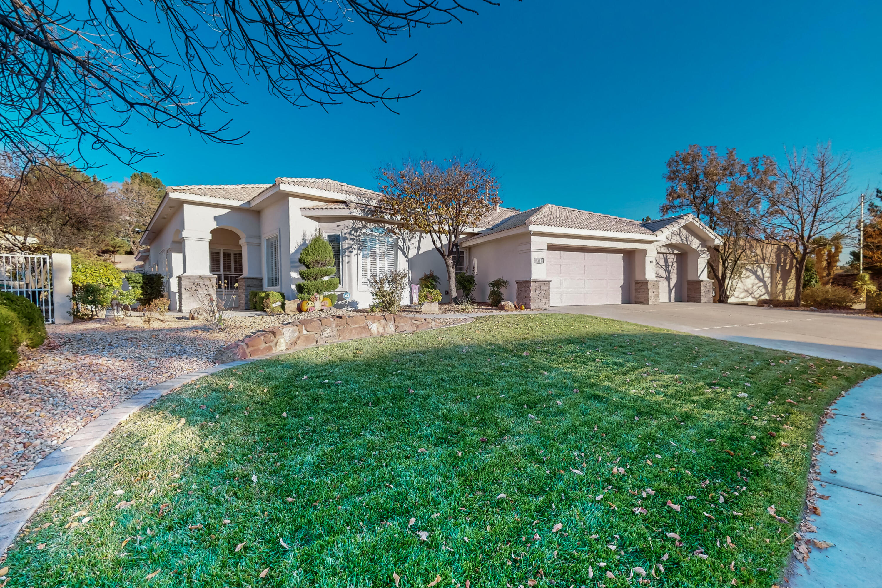 12117 CORAL DAWN Road NE