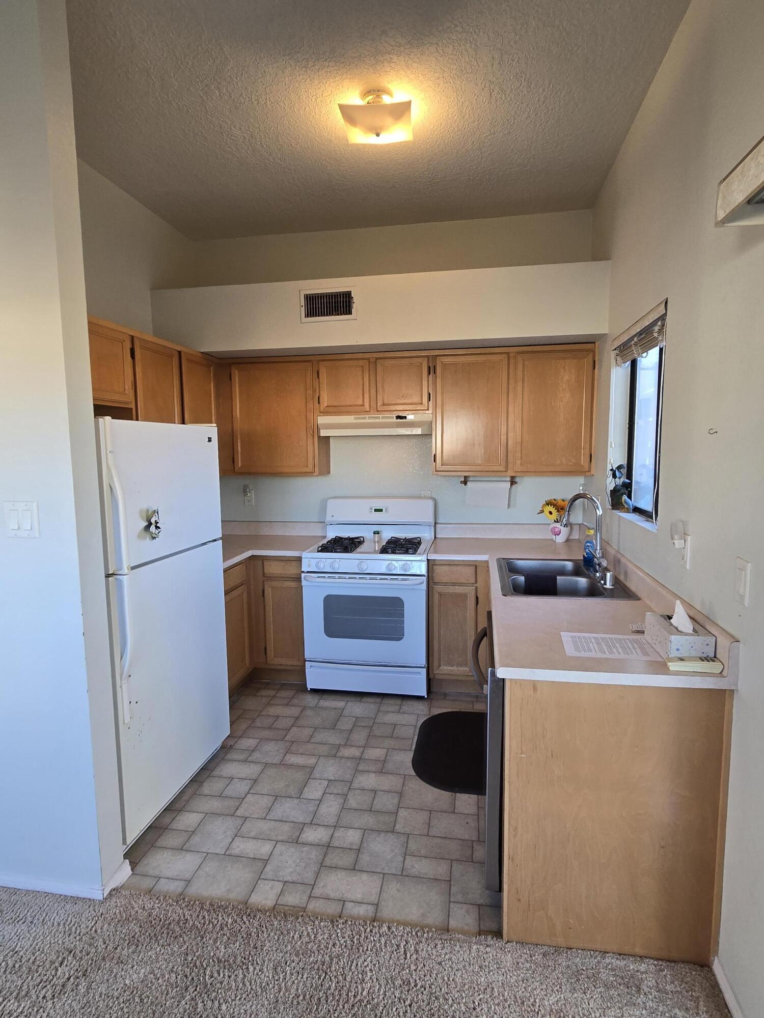 7335 Oro Viejo NW